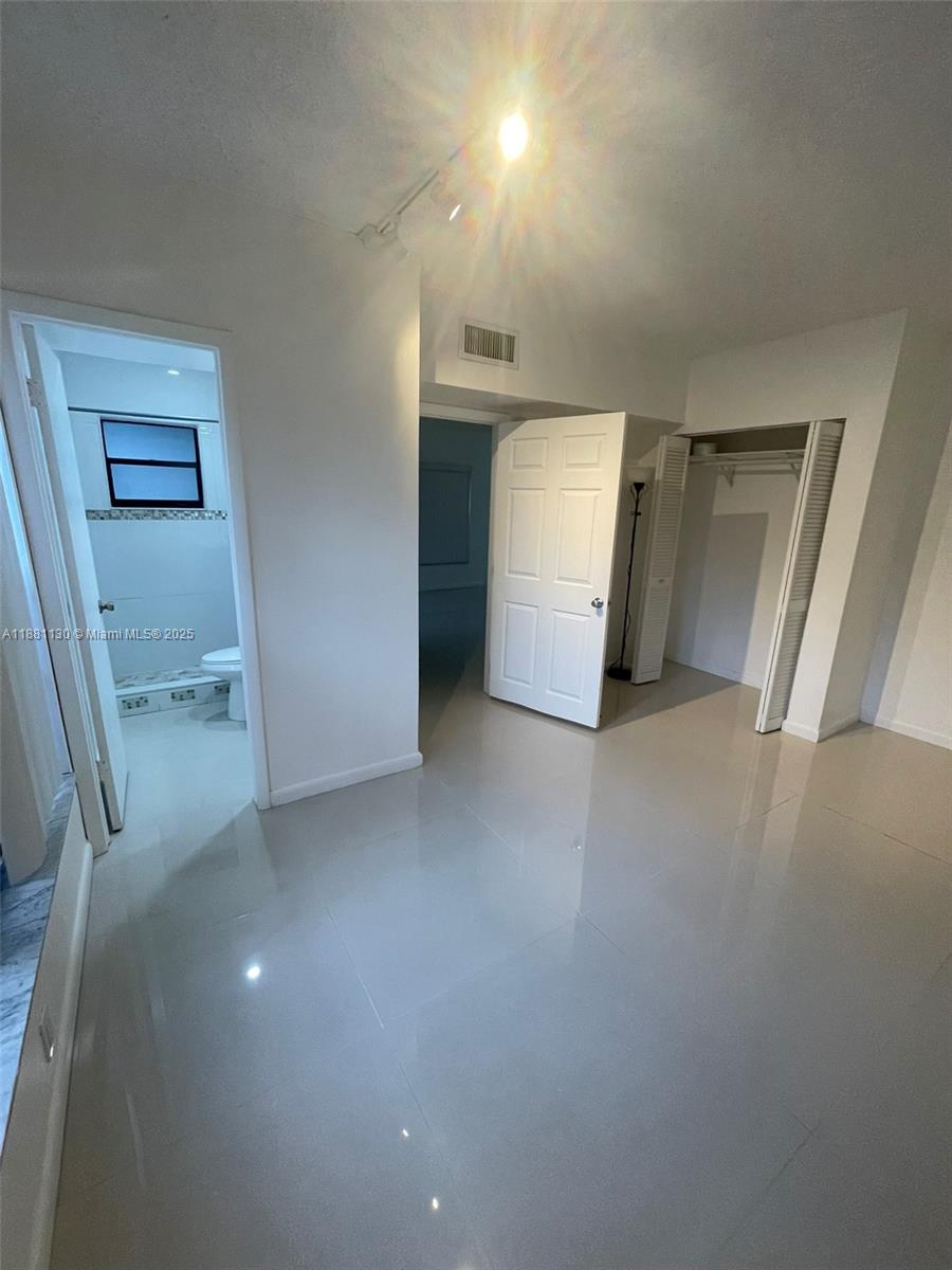 UNIVERSITY VILLAGE EAST I - Residential Lease