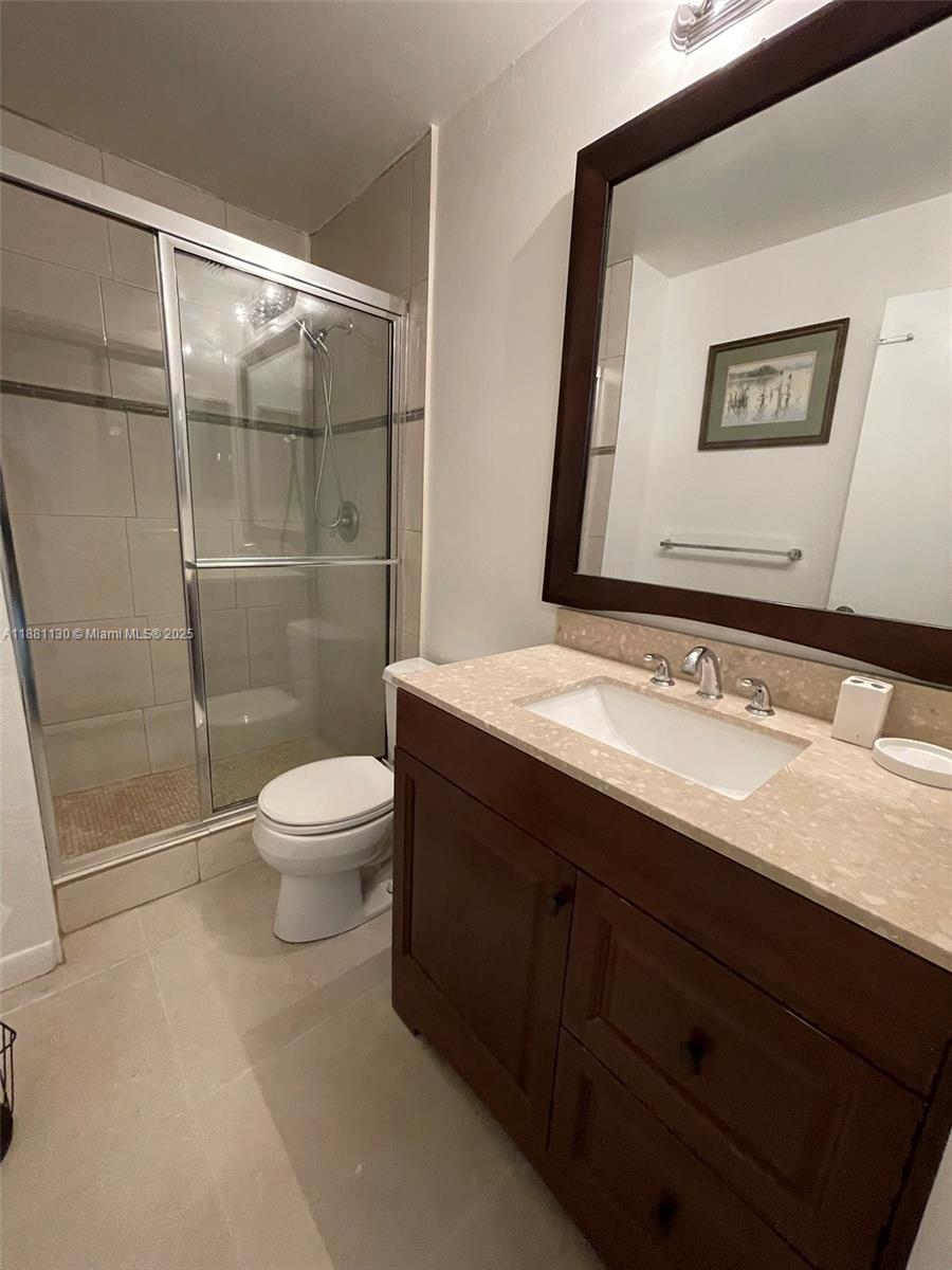 UNIVERSITY VILLAGE EAST I - Residential Lease