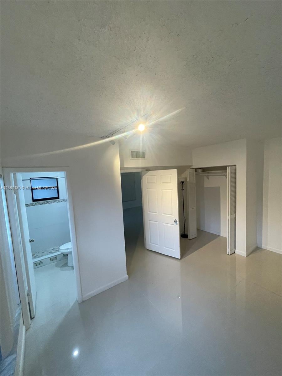 UNIVERSITY VILLAGE EAST I - Residential Lease