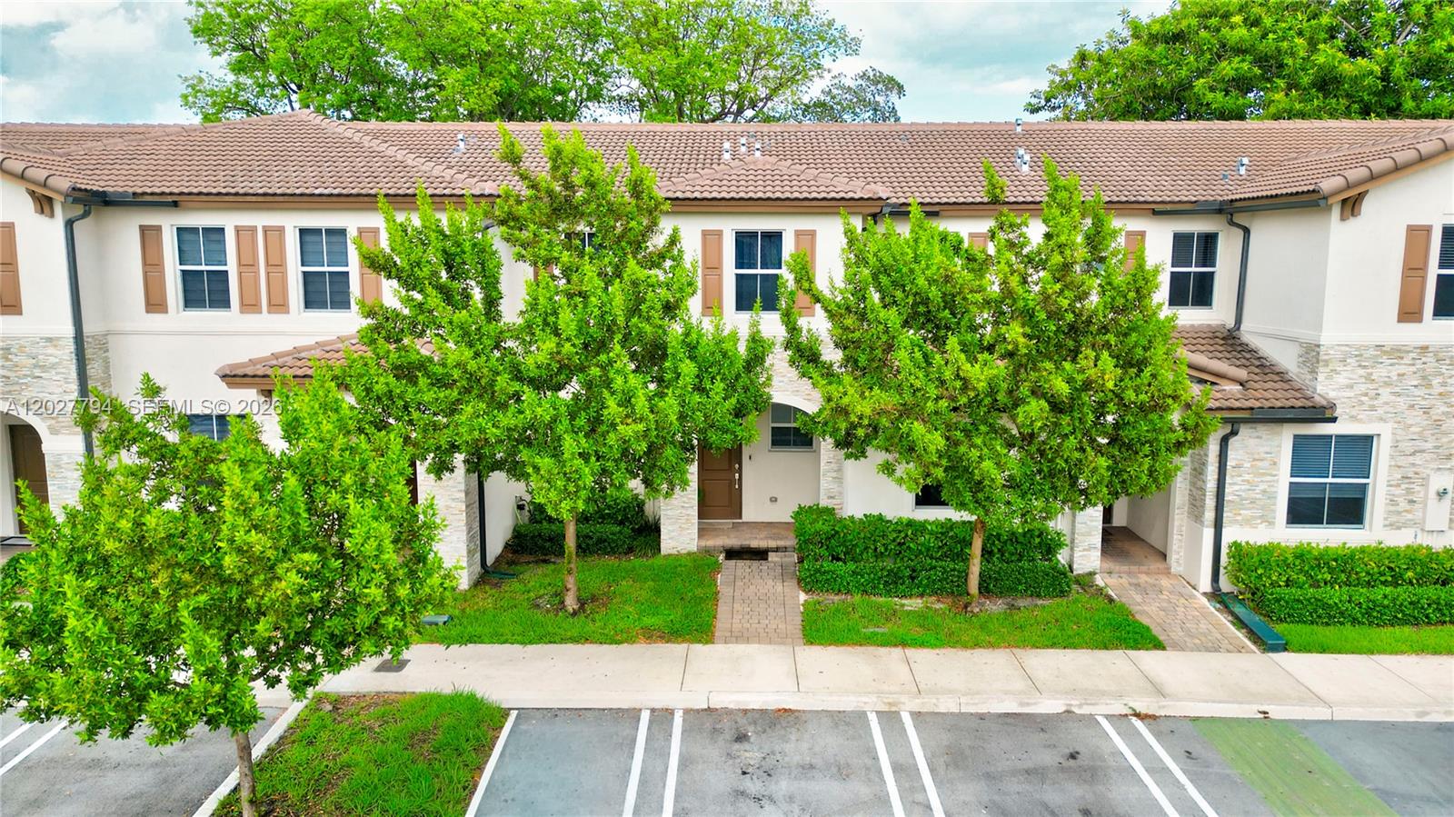 GOLF PARK SEC 1 - Residential