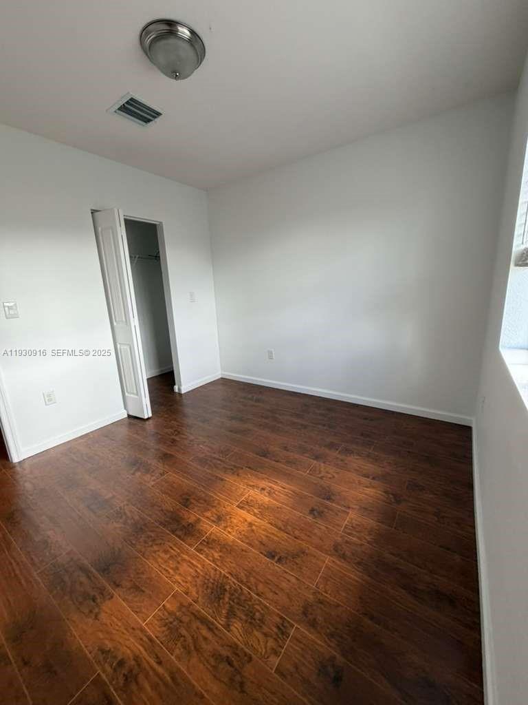 MANDARIN LAKES - Residential Lease