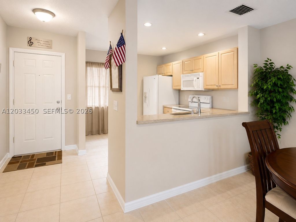 Photo of 532 NW 208th Ter, Pembroke Pines, FL 33029 (MLS # A12033450)