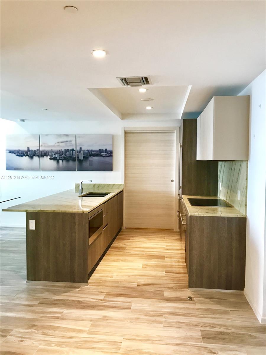 801 SMA RESIDENCES CONDO - Residential Lease