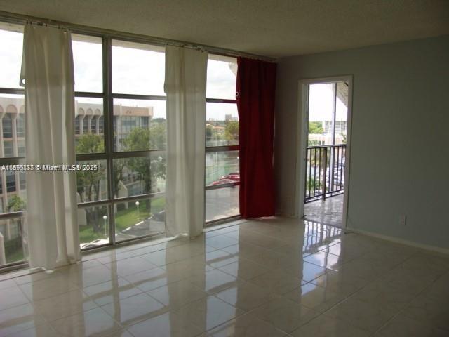 DESOTO PARK CONDO - Residential