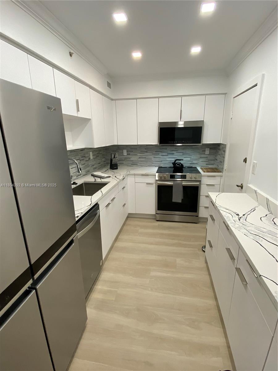 2501 S Ocean Dr 614