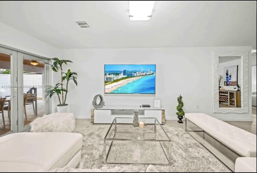 FROW HOMESTEAD - Residential Lease