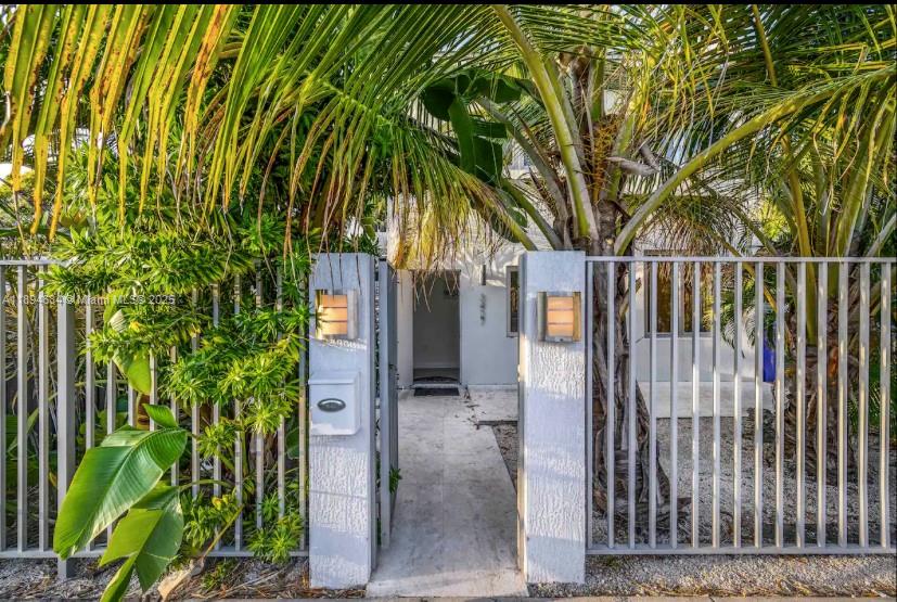 FROW HOMESTEAD - Residential Lease