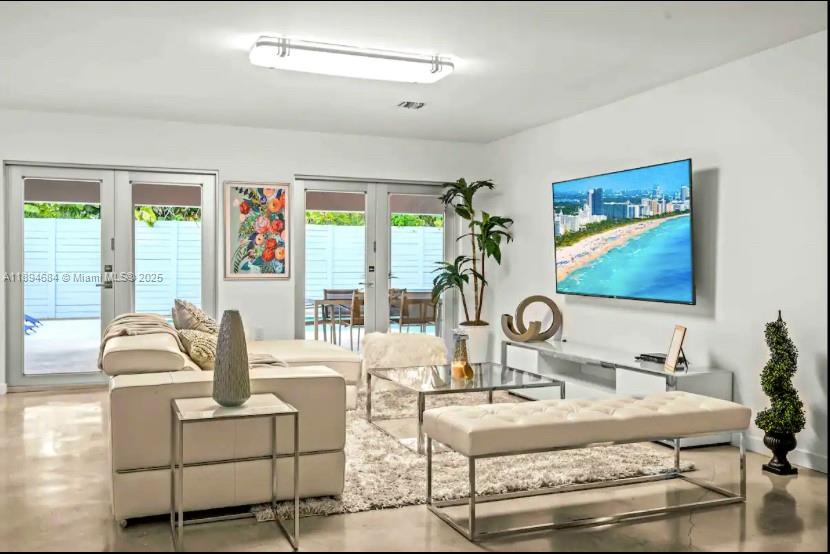 FROW HOMESTEAD - Residential Lease