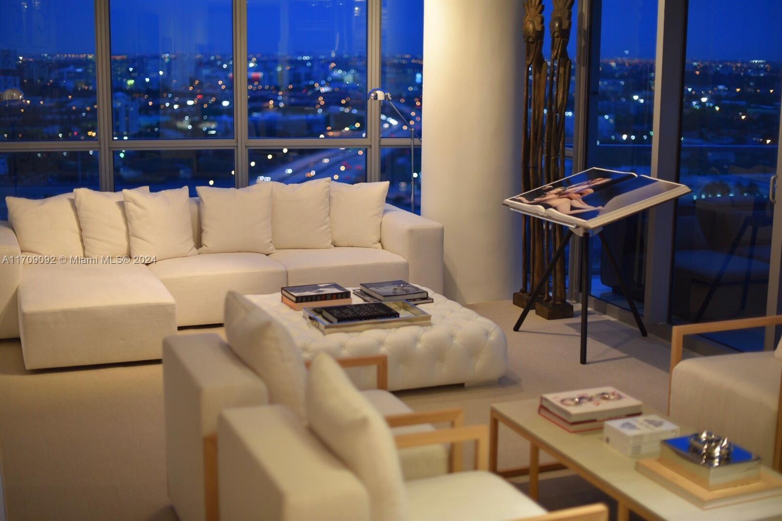 MARQUIS CONDO - Residential