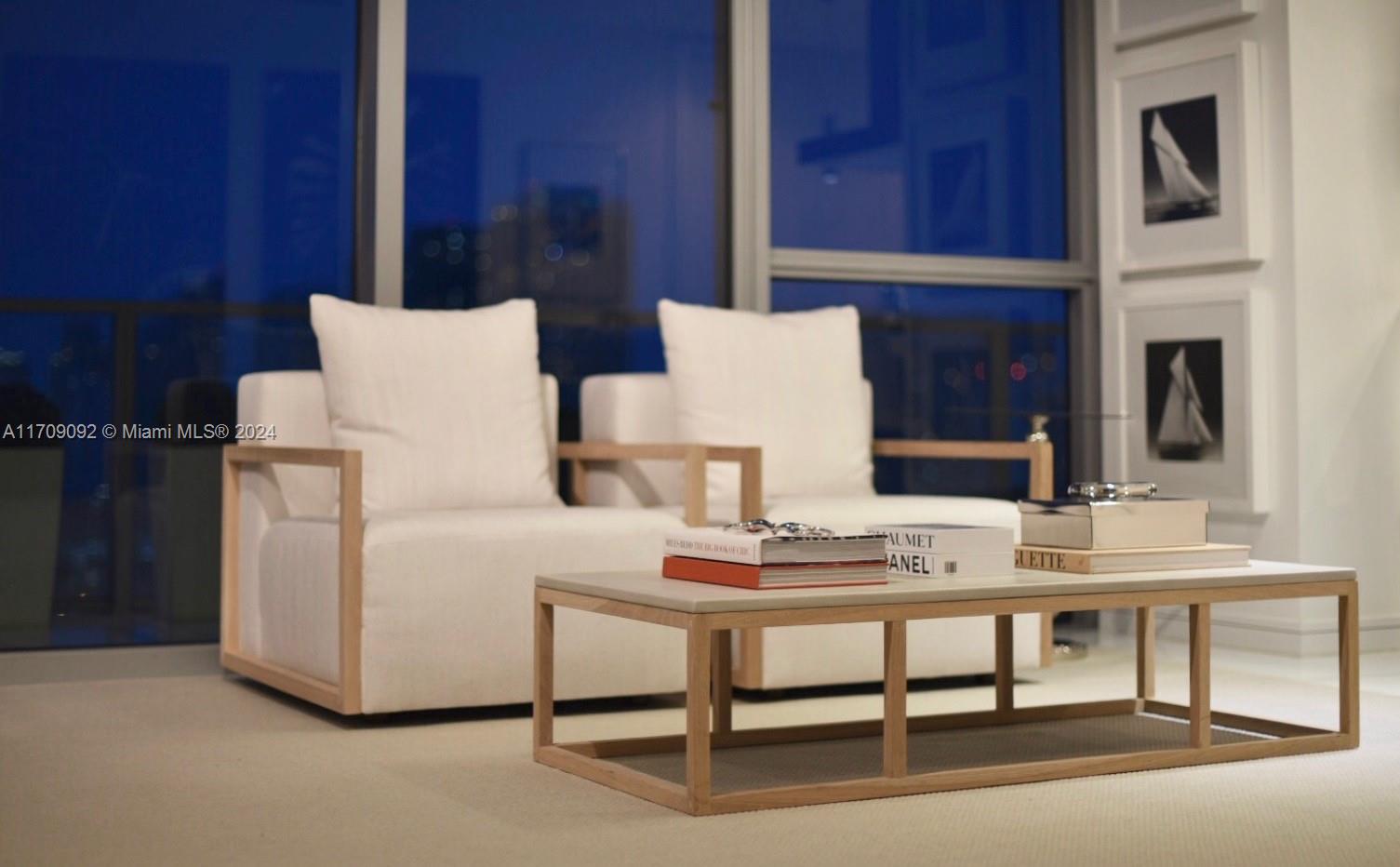 MARQUIS CONDO - Residential