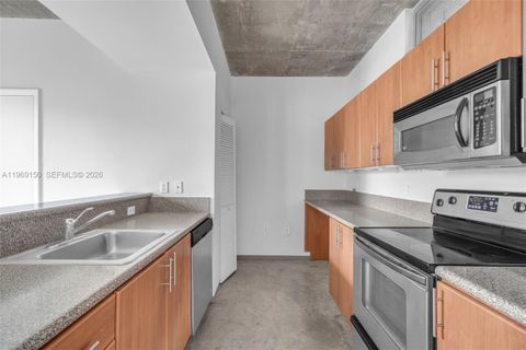 455 NE 25th St 809 Miami FL 33137