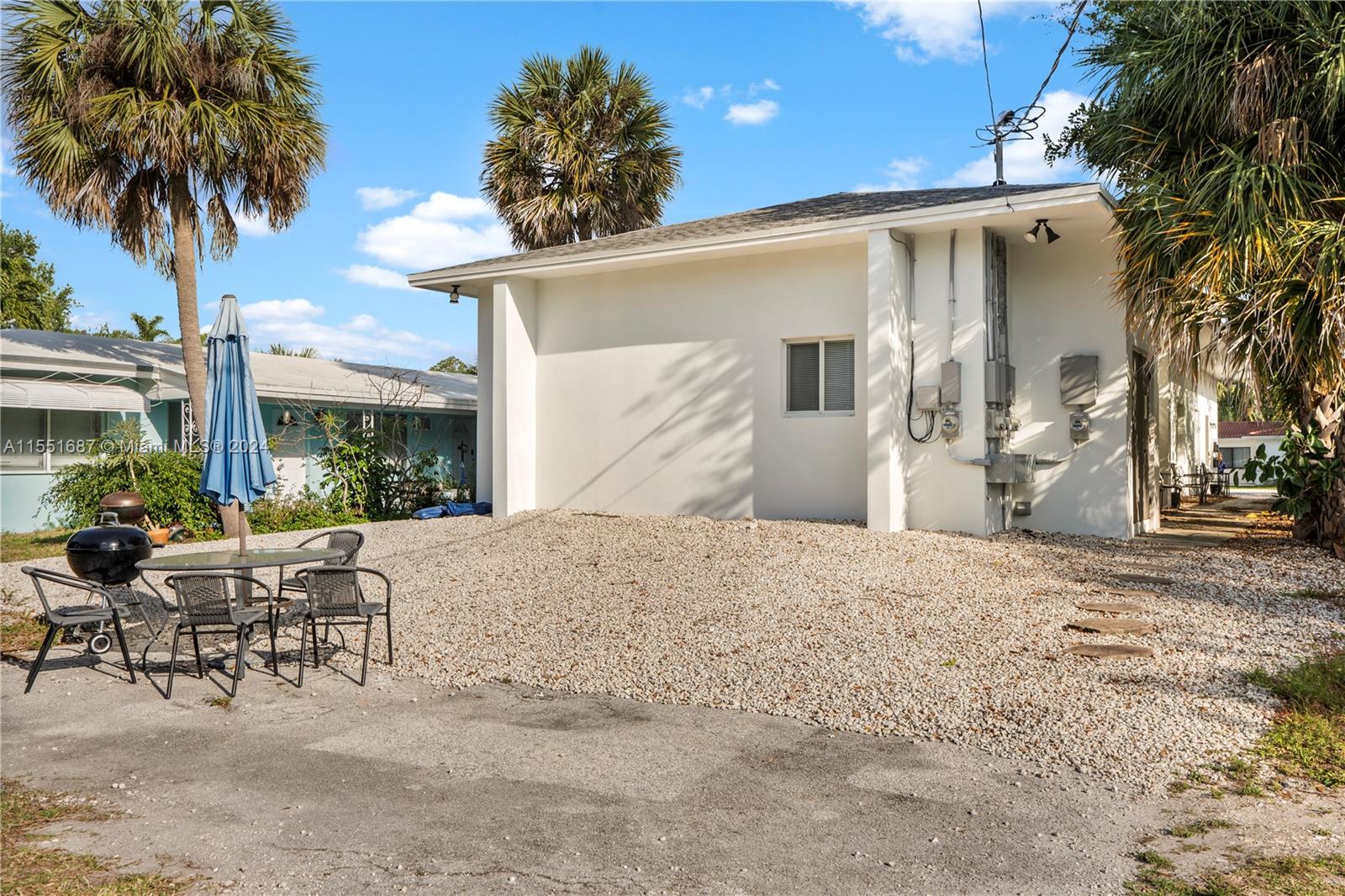 EVERGLADE LAND SALES CO - Residential Lease