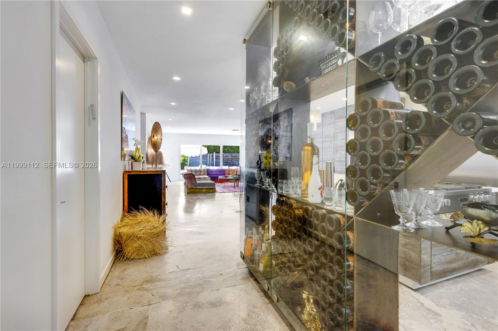 TROPICAL ISLE HOMES SUB 1 - Residential