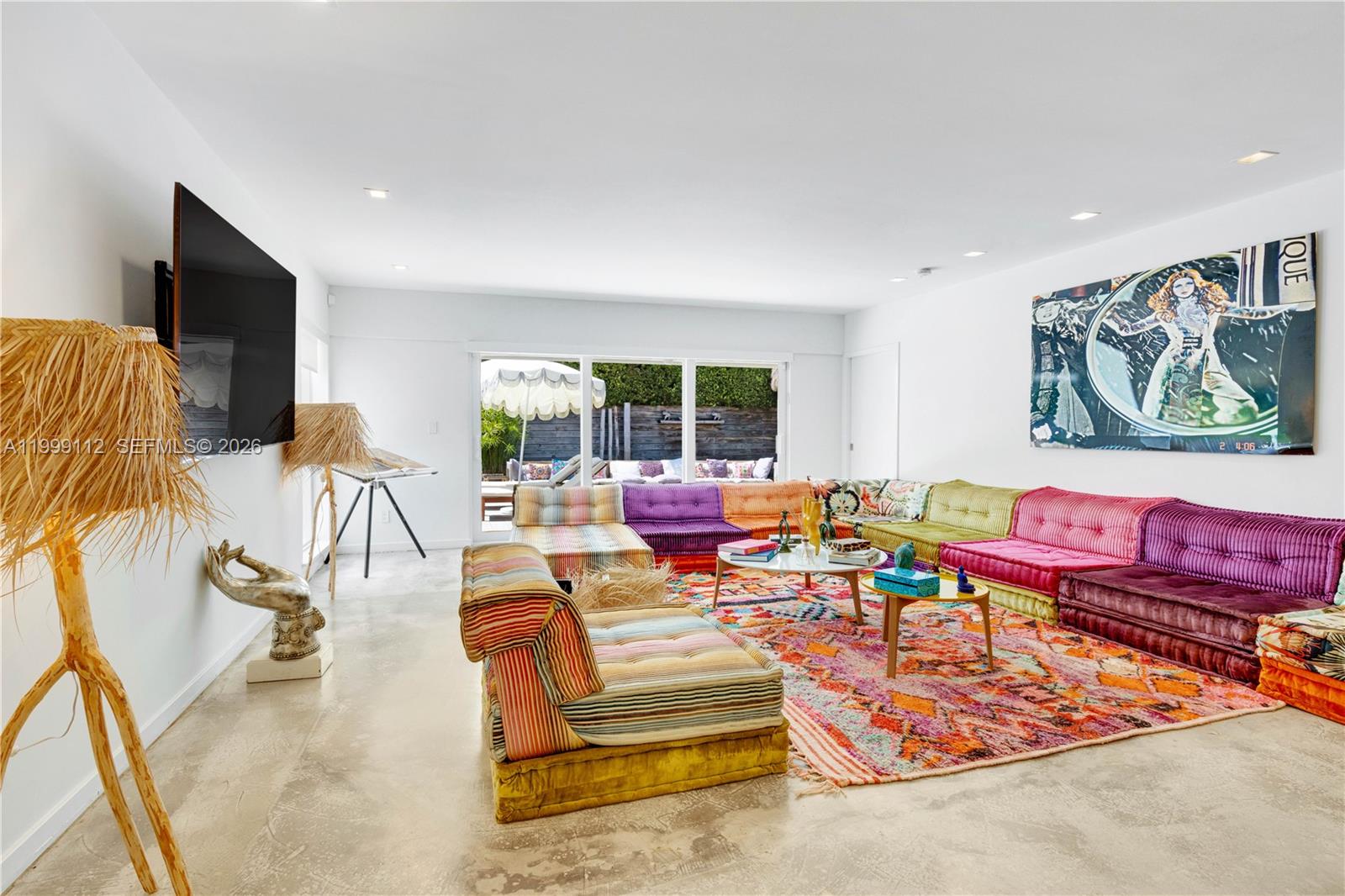 TROPICAL ISLE HOMES SUB 1 - Residential