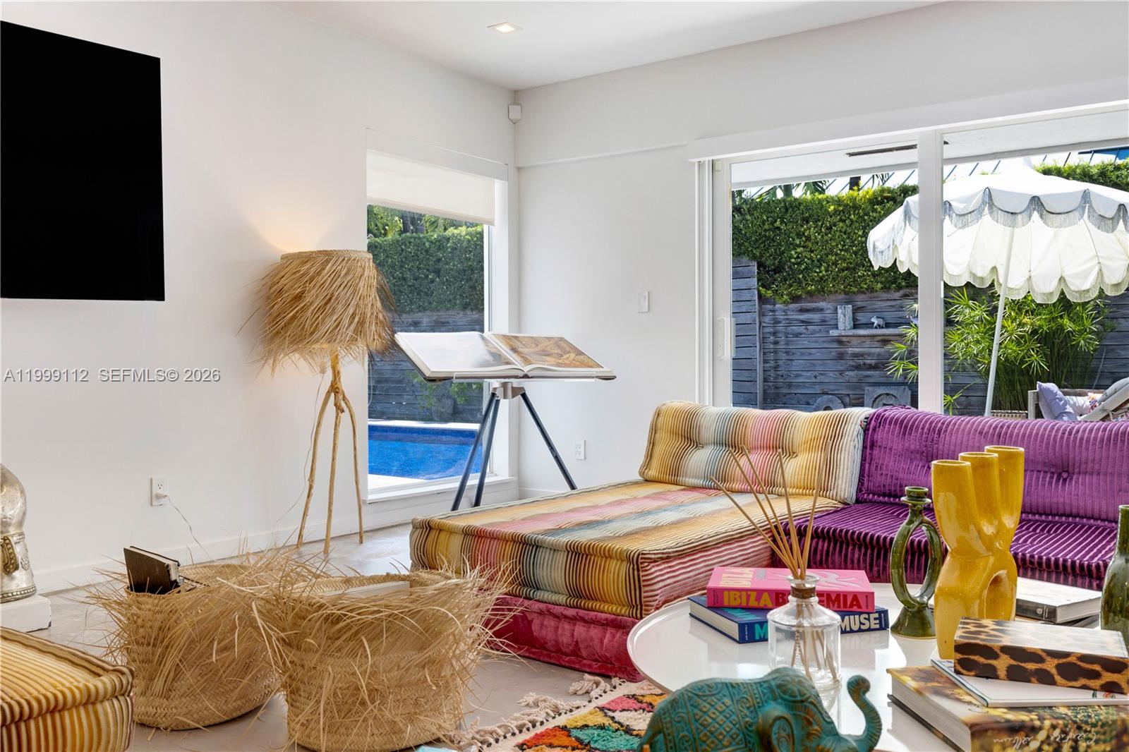 TROPICAL ISLE HOMES SUB 1 - Residential