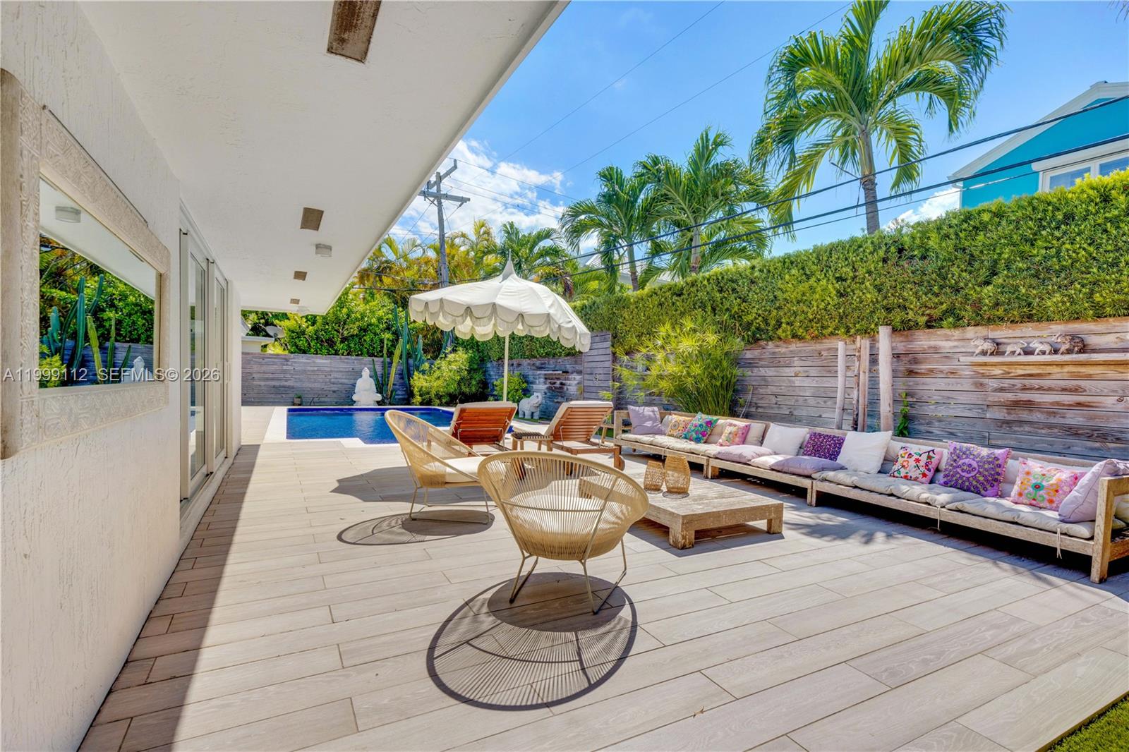 TROPICAL ISLE HOMES SUB 1 - Residential