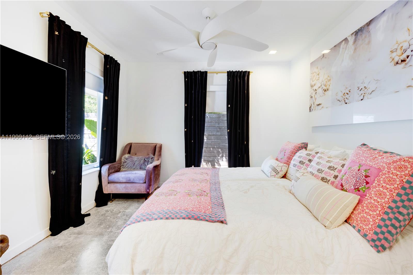 TROPICAL ISLE HOMES SUB 1 - Residential