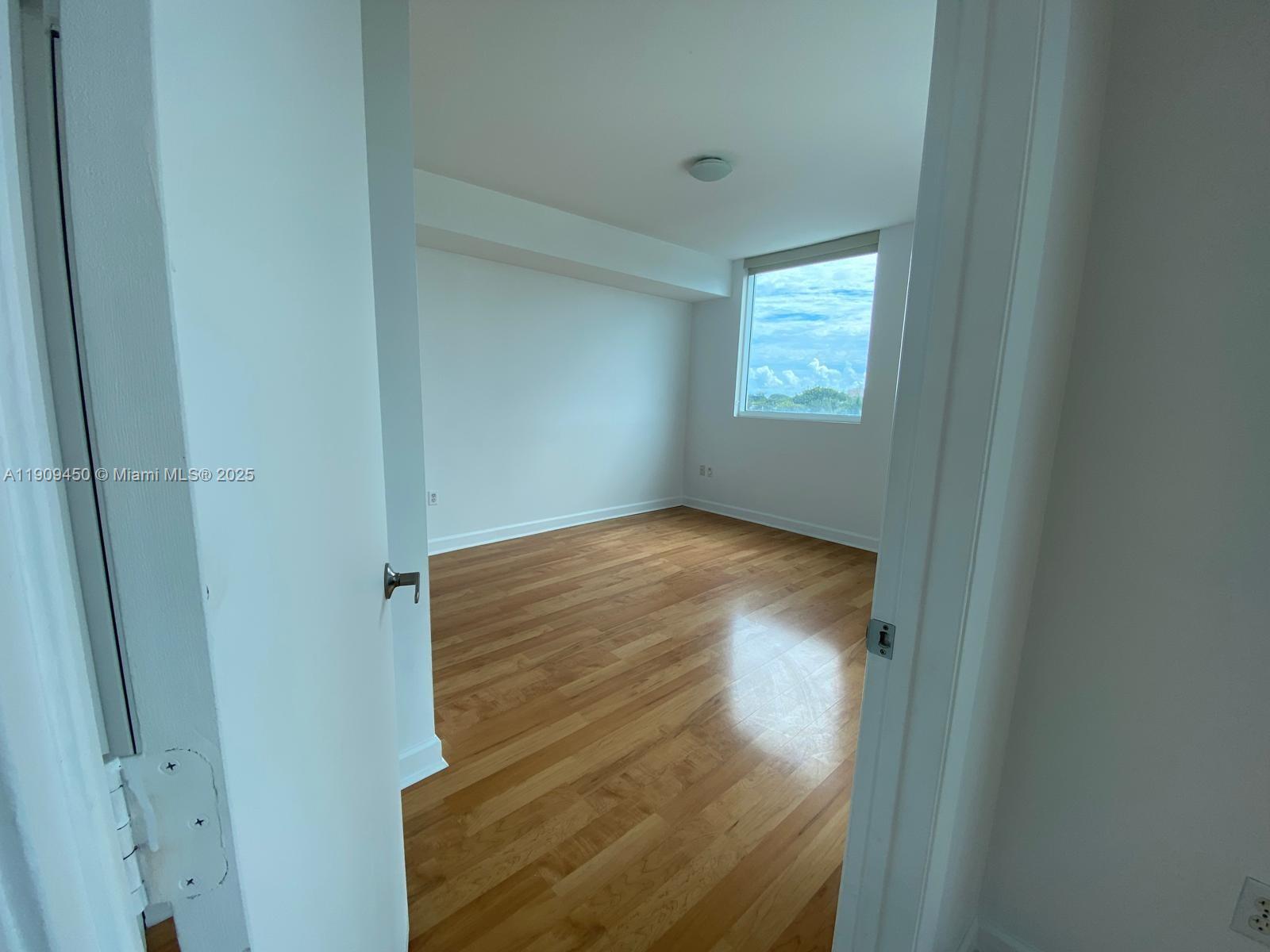 CORAL SEA VIEW CONDO - Residential Lease