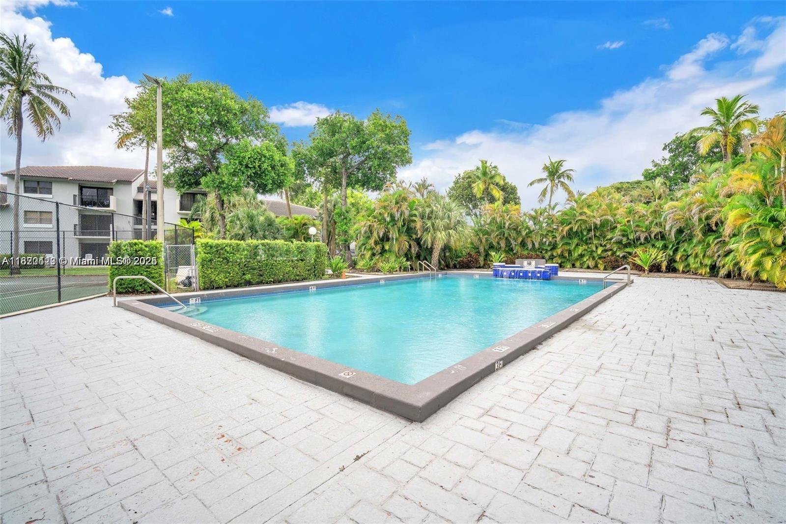 VILLA BELLINI CONDO - Residential