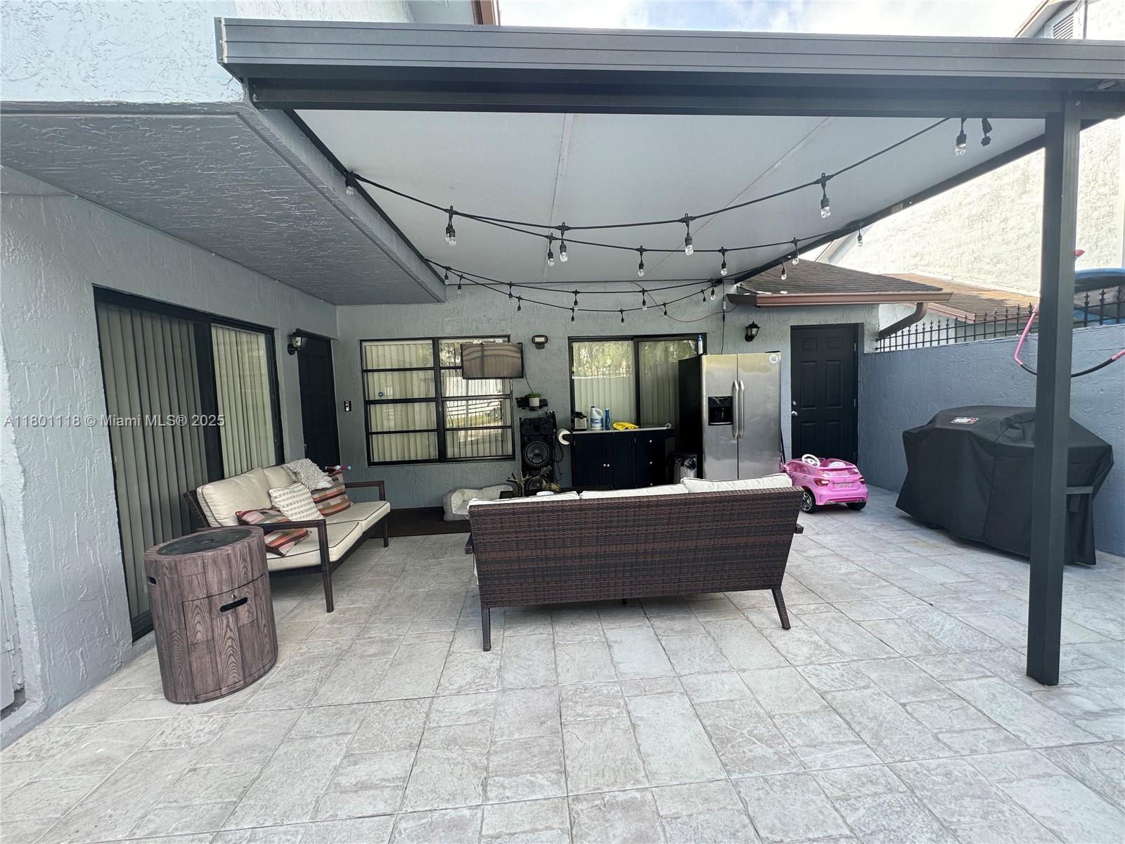 HYDRA VILLAS AT SAMARI - Residential
