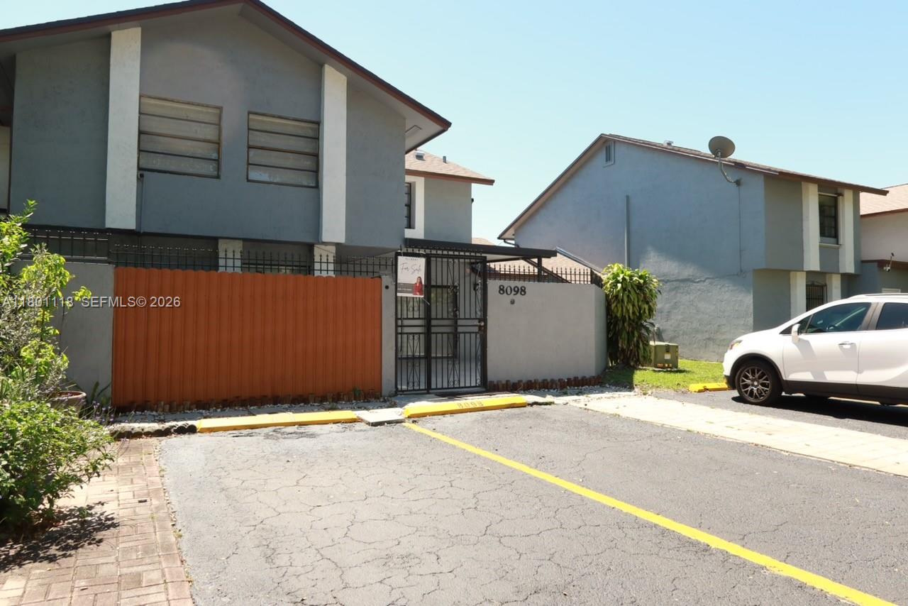 HYDRA VILLAS AT SAMARI - Residential