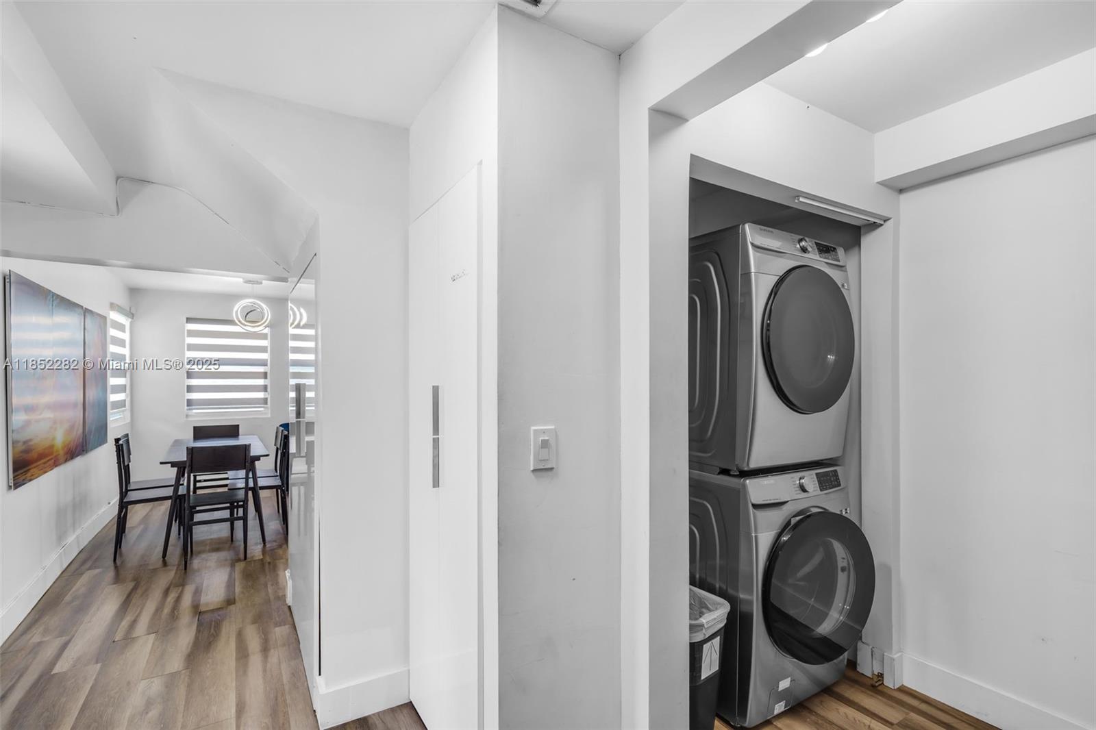 COLUMBIA PARK CORR PL - Residential