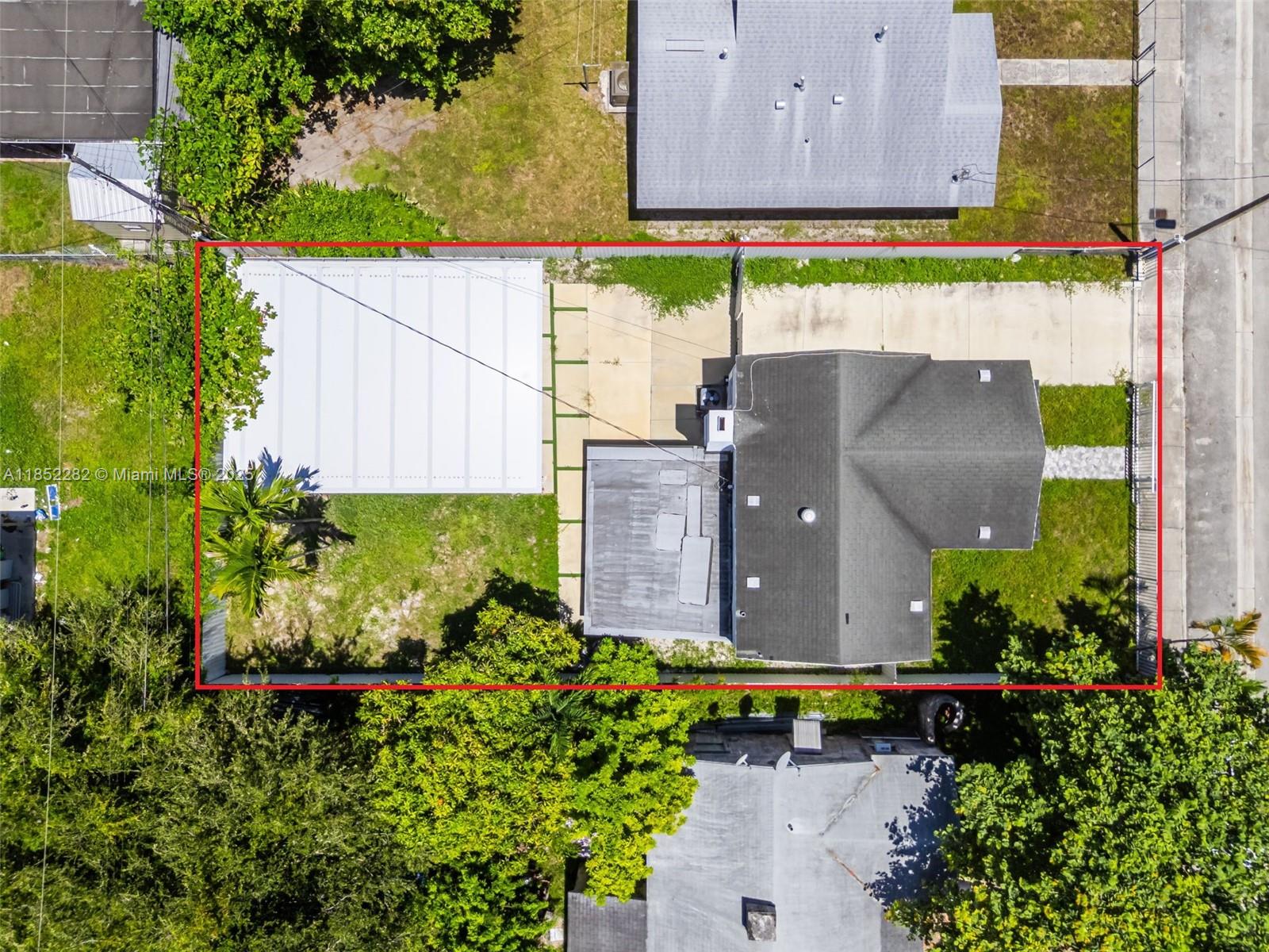 COLUMBIA PARK CORR PL - Residential