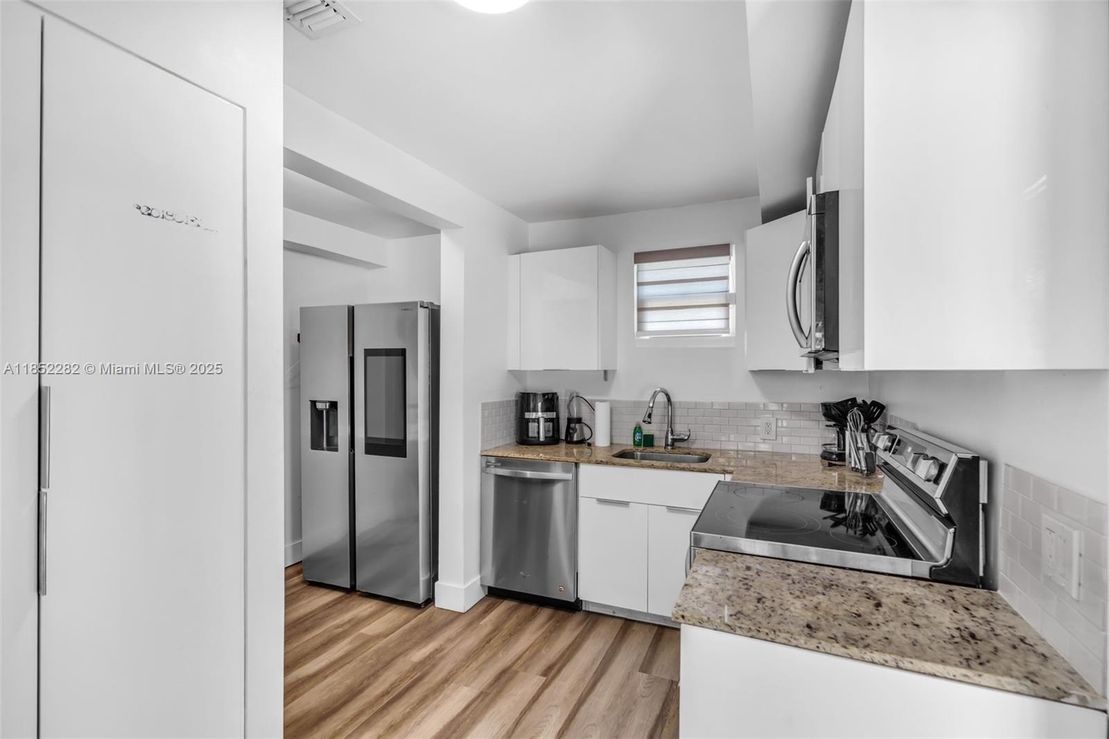 COLUMBIA PARK CORR PL - Residential