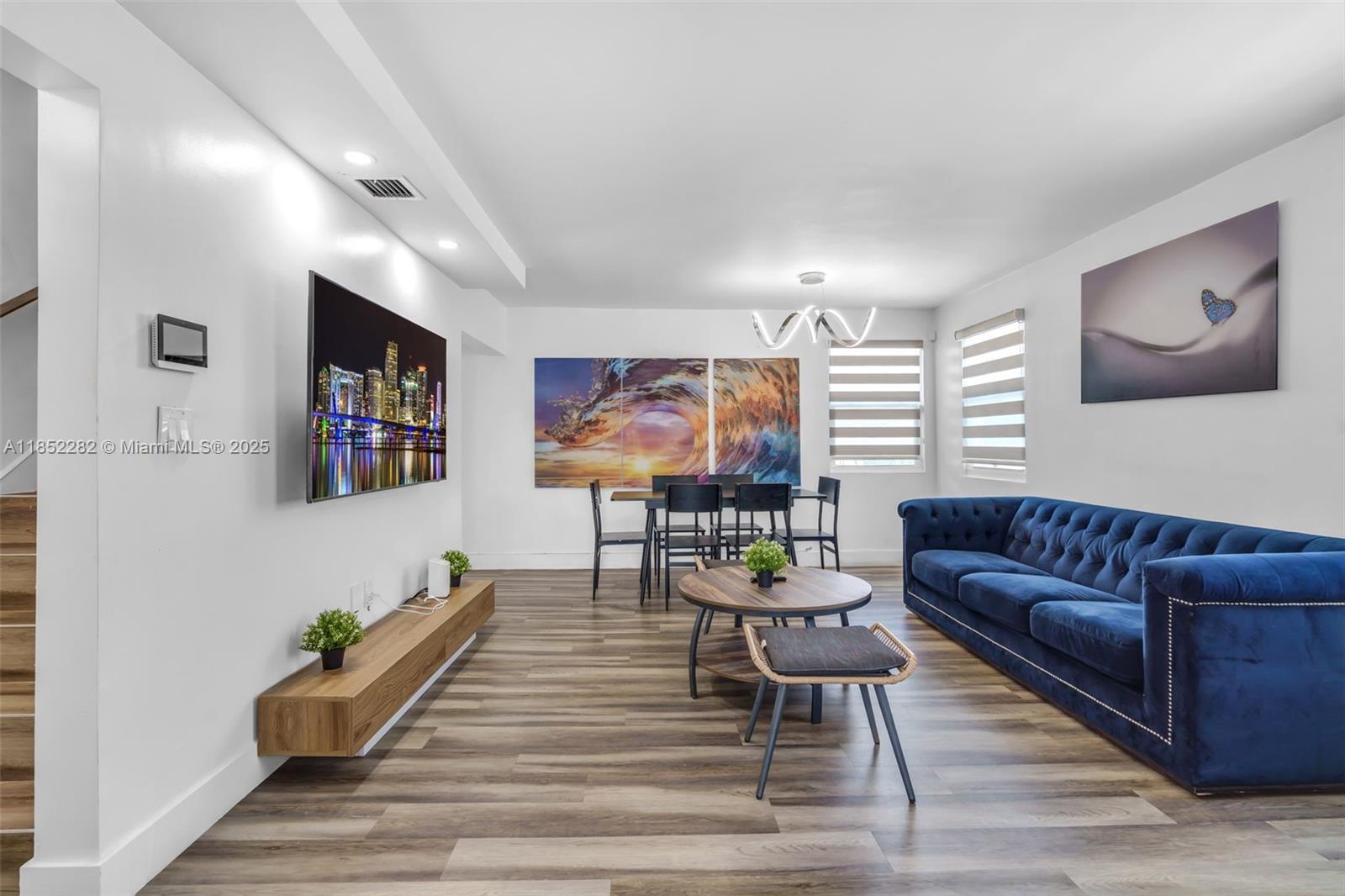 COLUMBIA PARK CORR PL - Residential