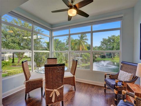 A home in Lauderdale Lakes