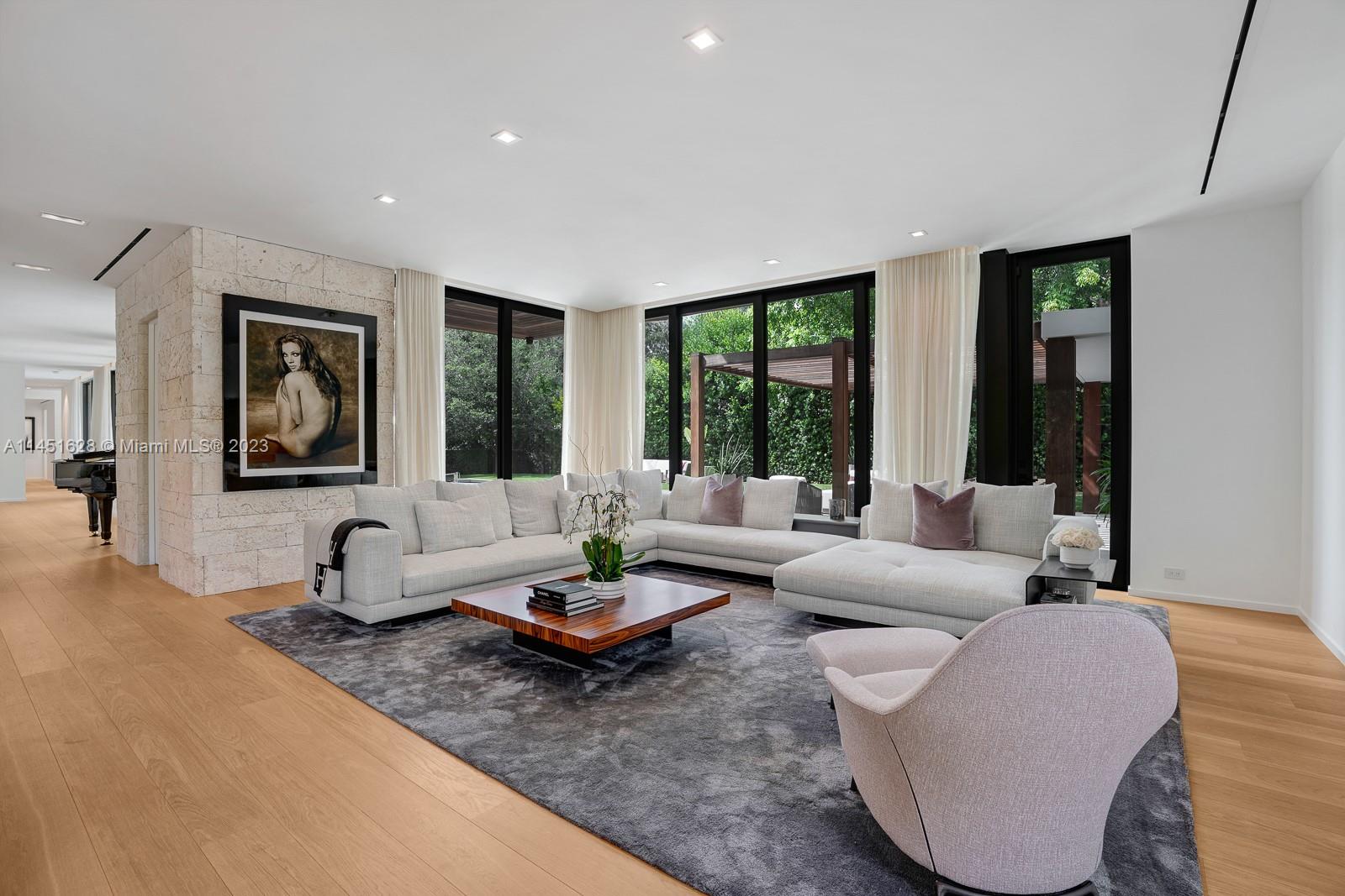 HAMMOCK PARK - Residential