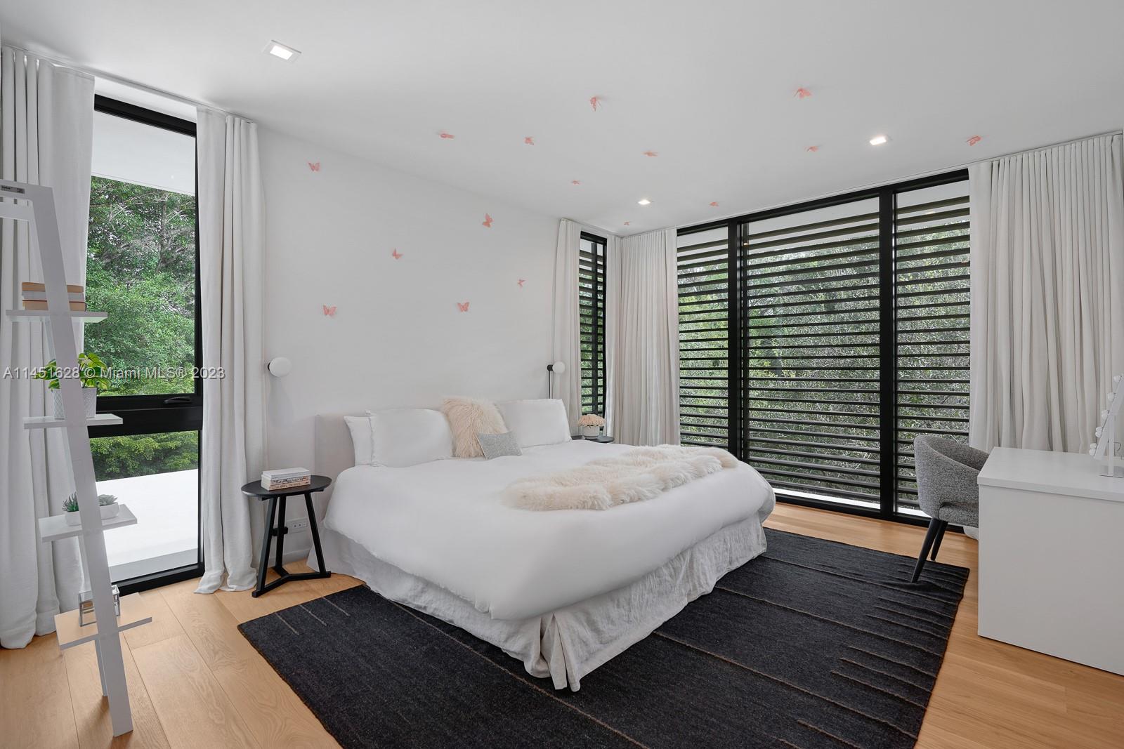 HAMMOCK PARK - Residential