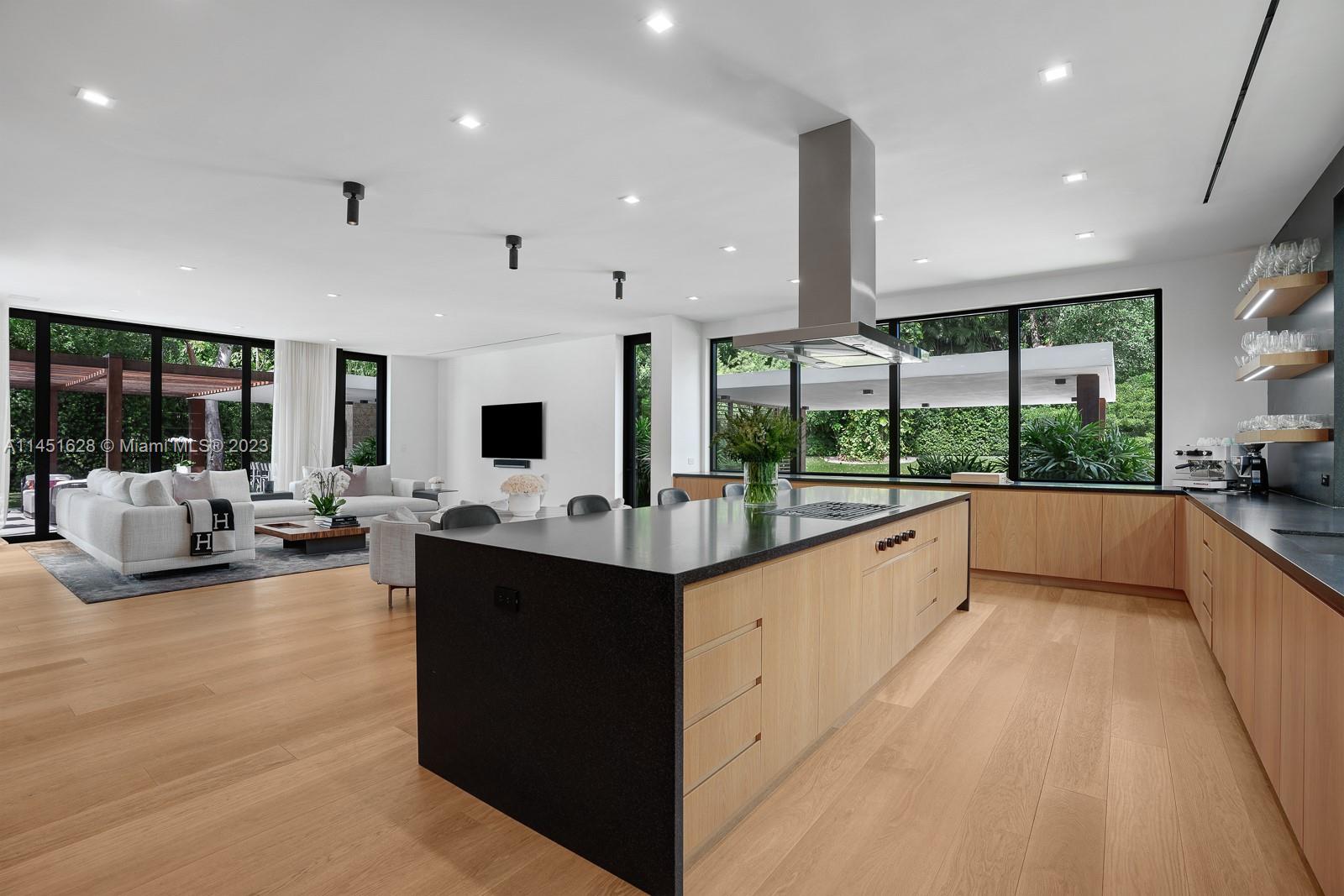 HAMMOCK PARK - Residential