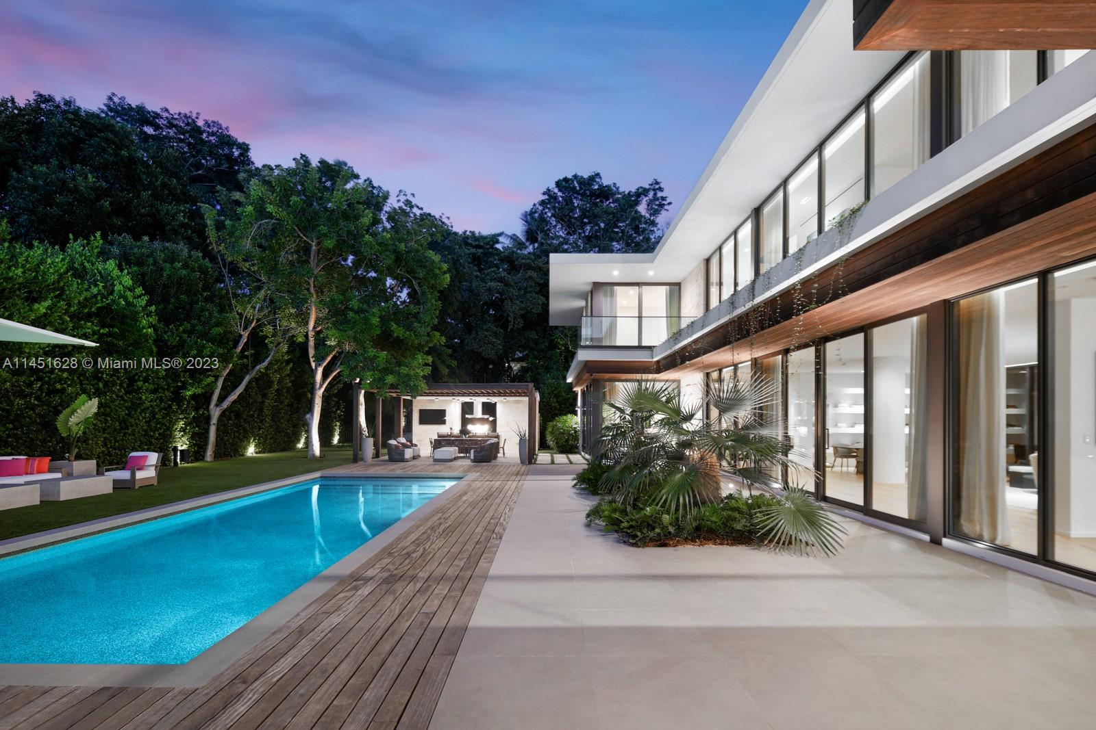 HAMMOCK PARK - Residential