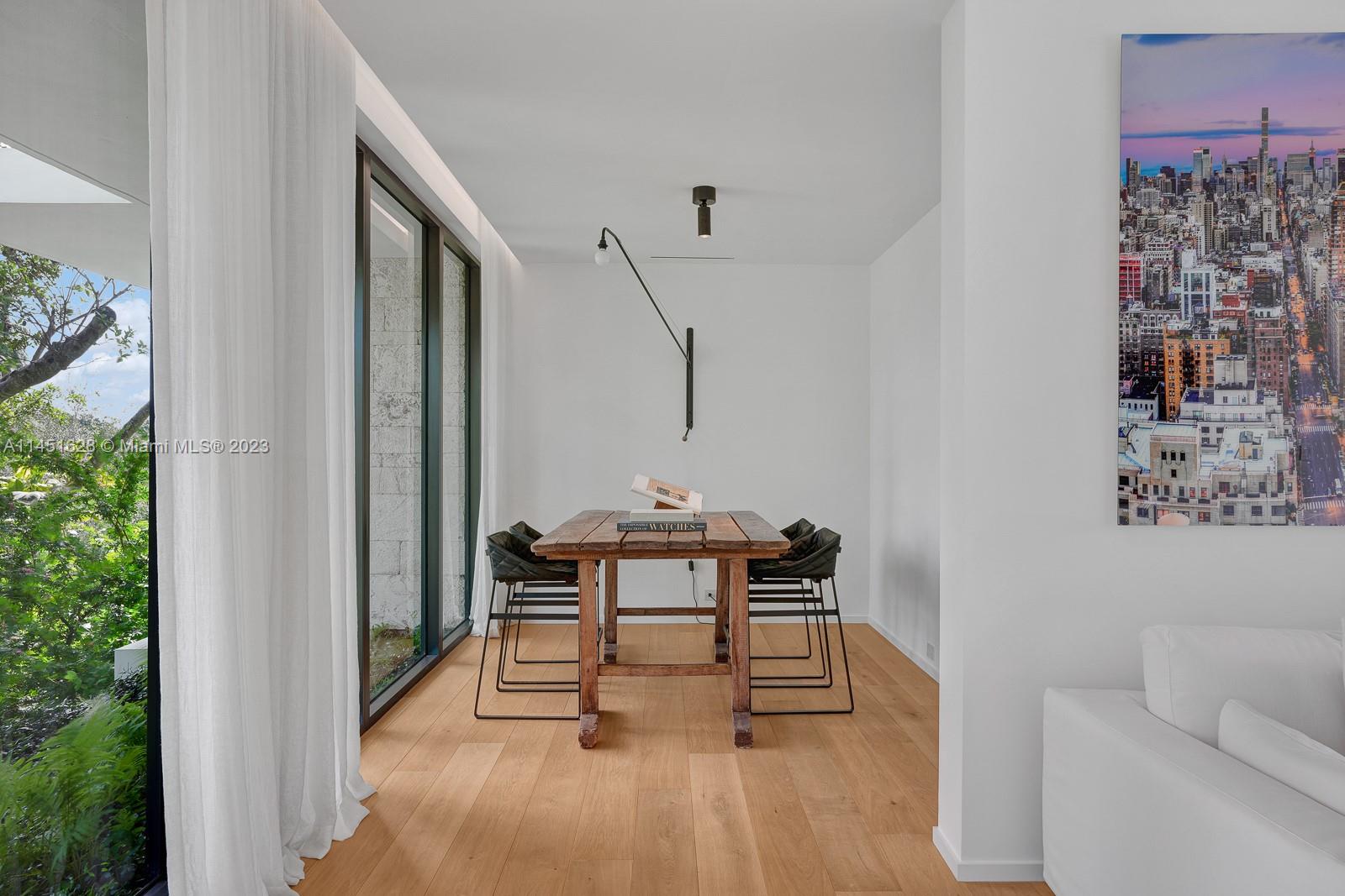 HAMMOCK PARK - Residential