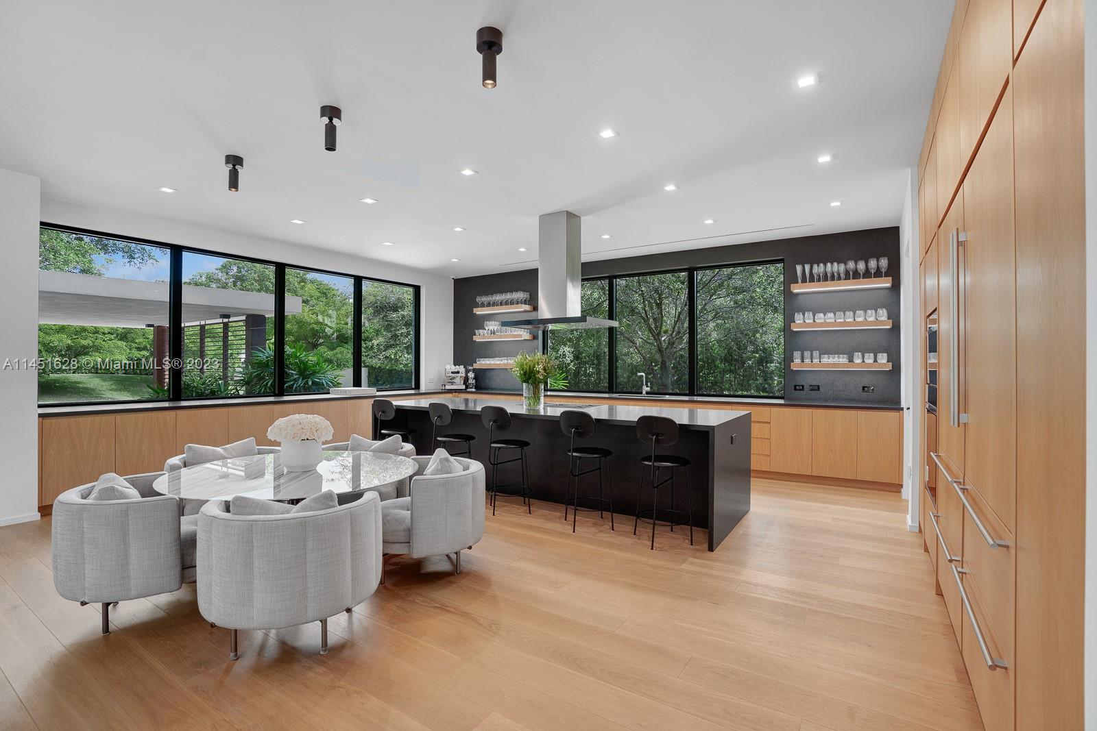 HAMMOCK PARK - Residential