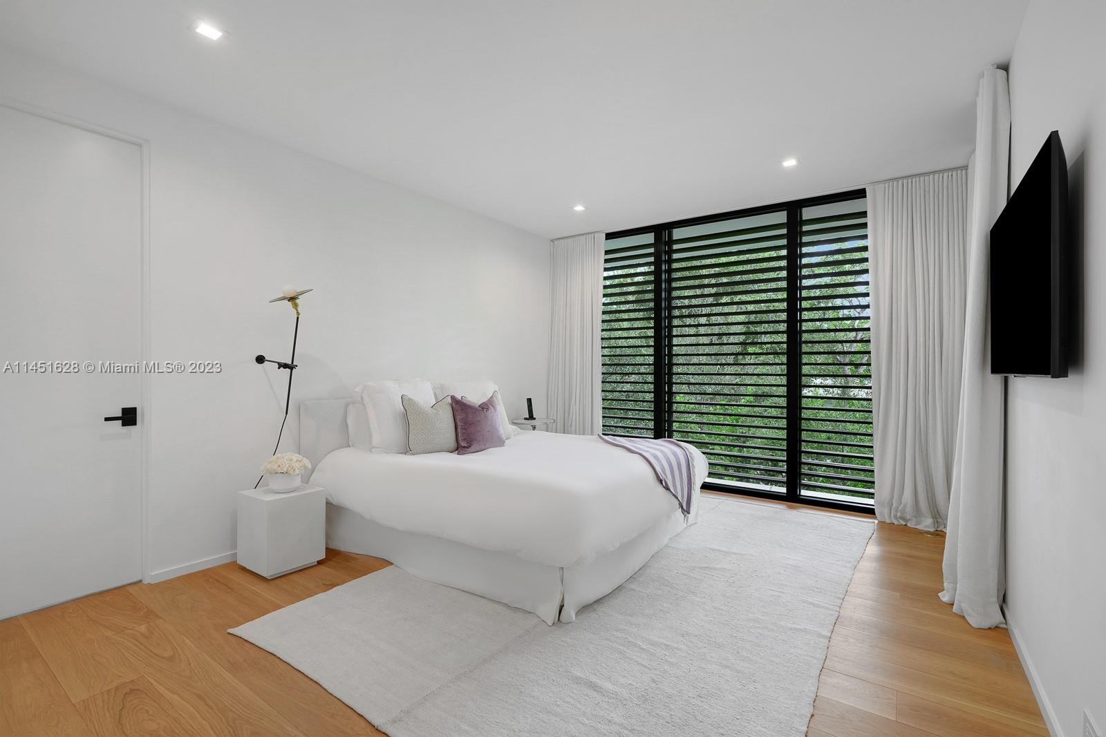 HAMMOCK PARK - Residential