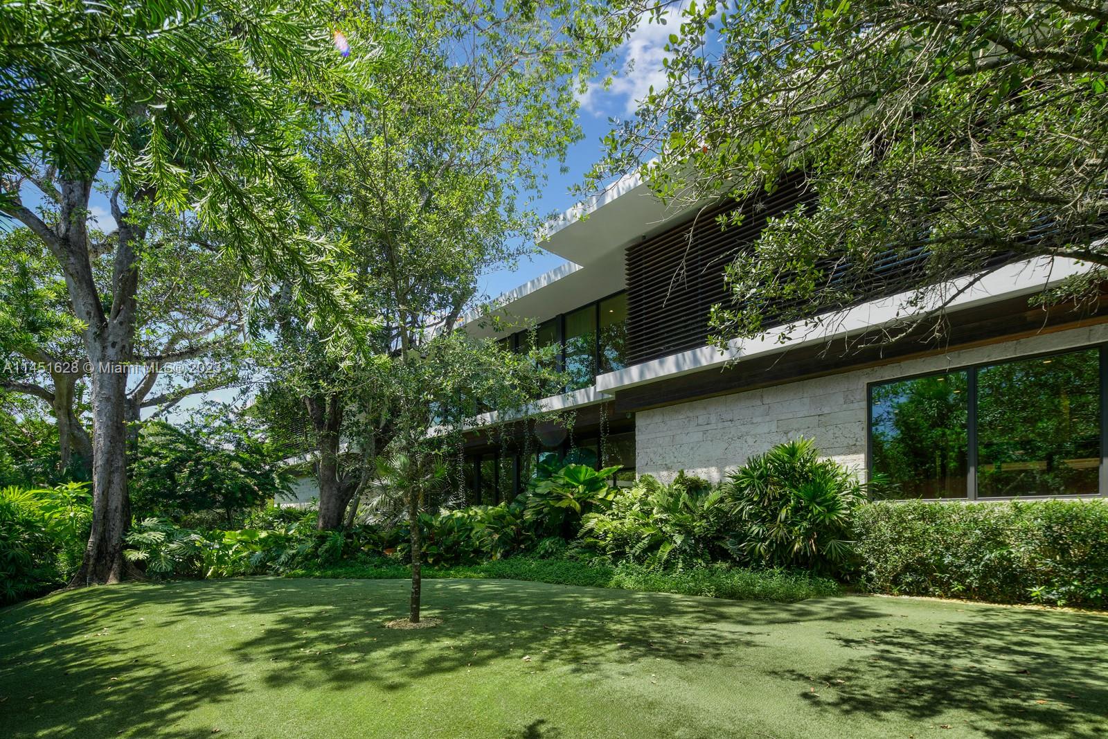 HAMMOCK PARK - Residential