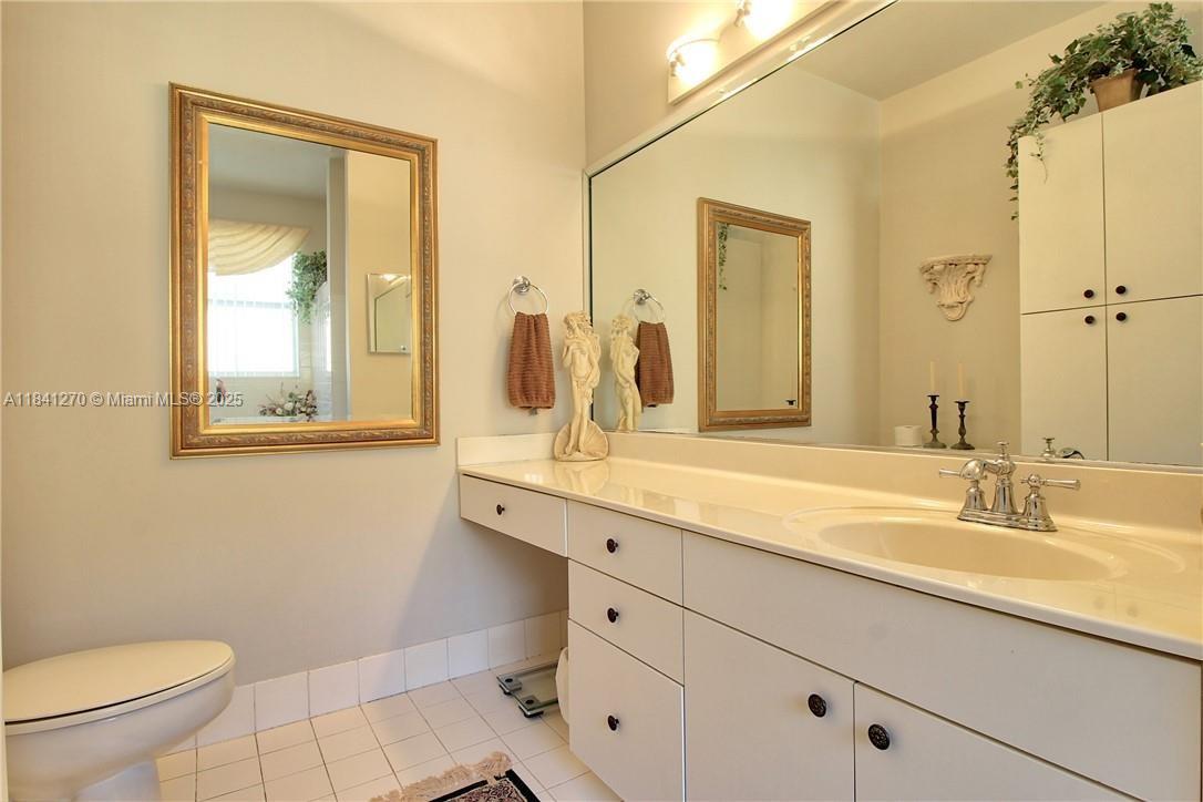 PARKWOOD IX - Residential Lease