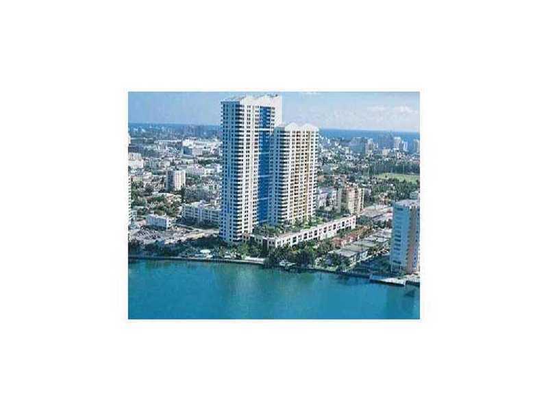 Amazing sunsets from this waterfront high-rise, spectacular view of water, Miami skyline & the cruise ships, open kitchen. At walking distance of Lincoln Road & theaters. Building has tennis court, heated pool, Fitness center and 24 hours valet parking. B est location in South Beach.