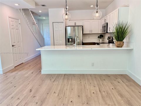 4323 Maybelle Ln 0 West Palm Beach FL 33417