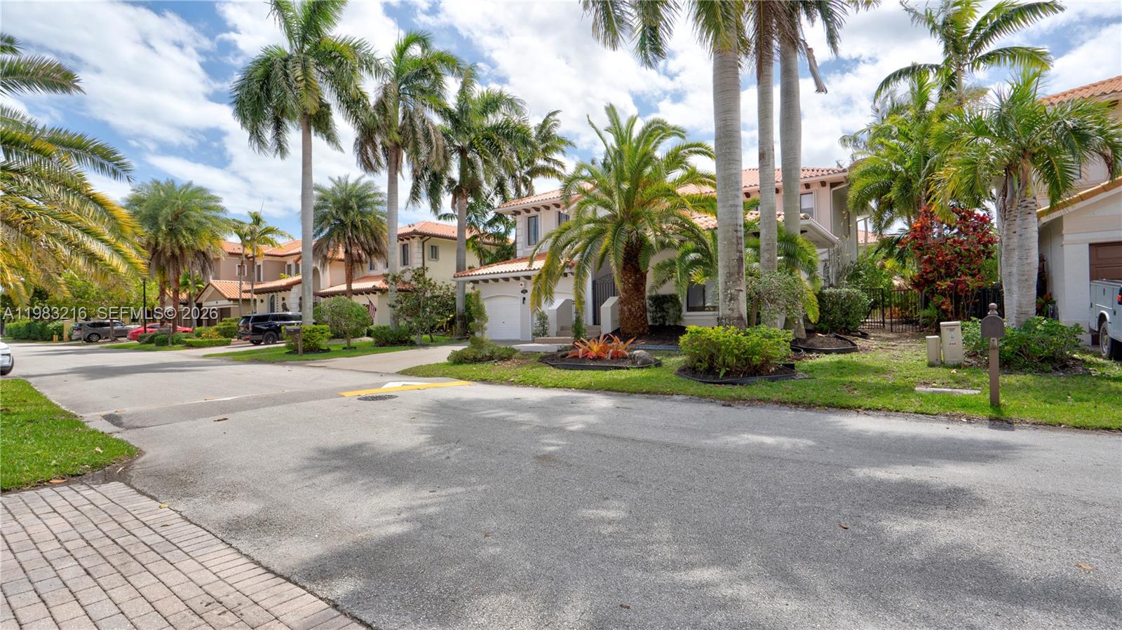 CUTLER CAY - Residential Lease