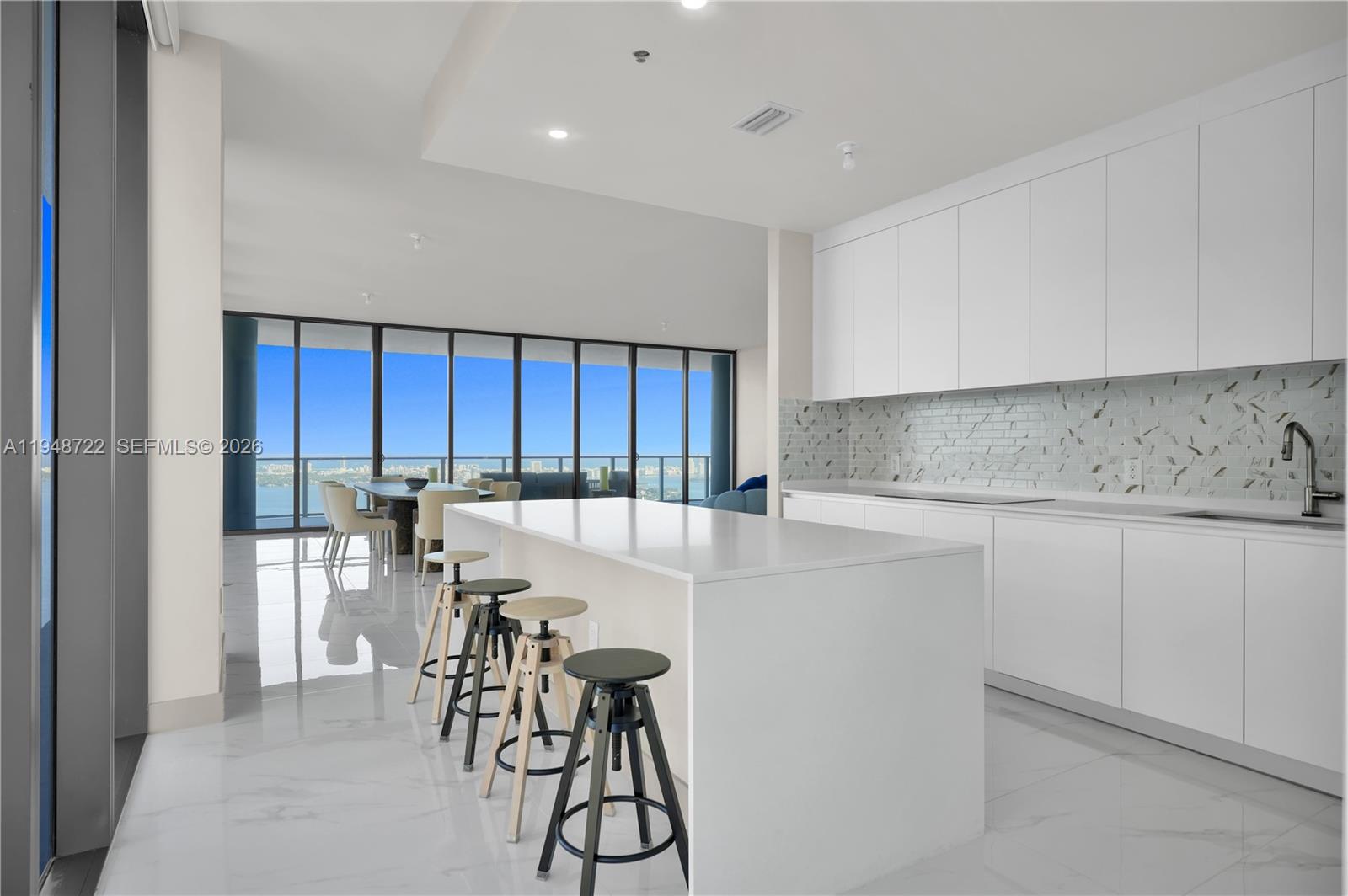 Bay Breeze - Residential