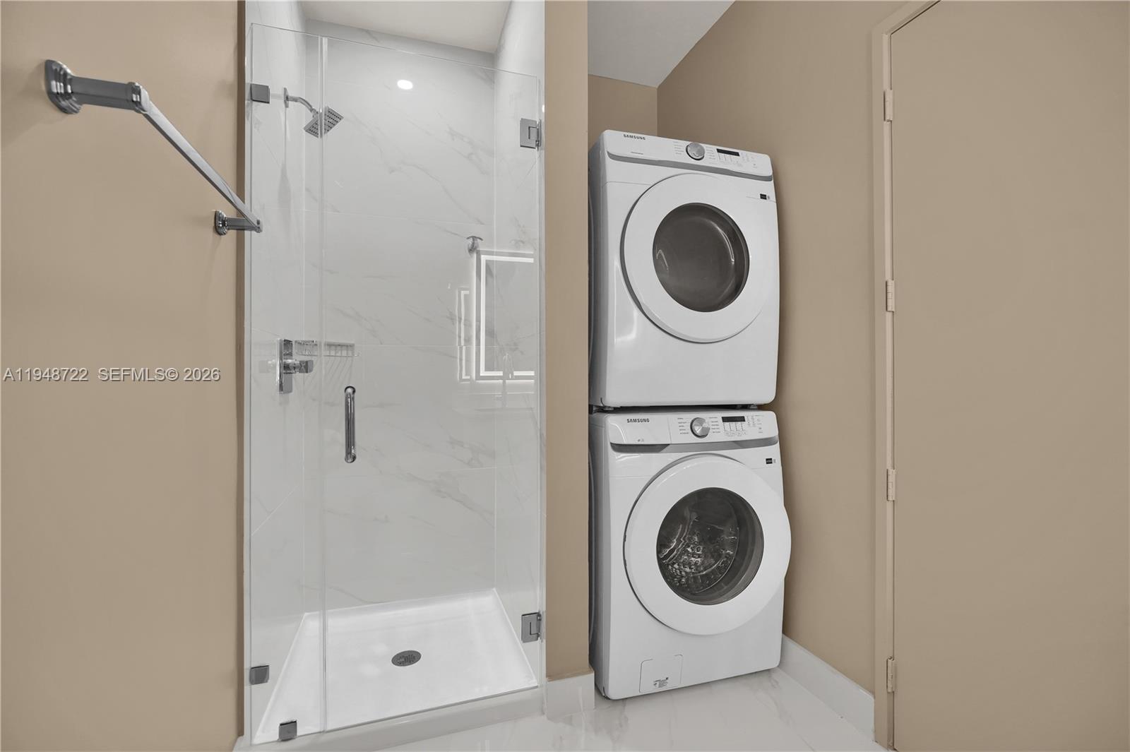 Bay Breeze - Residential