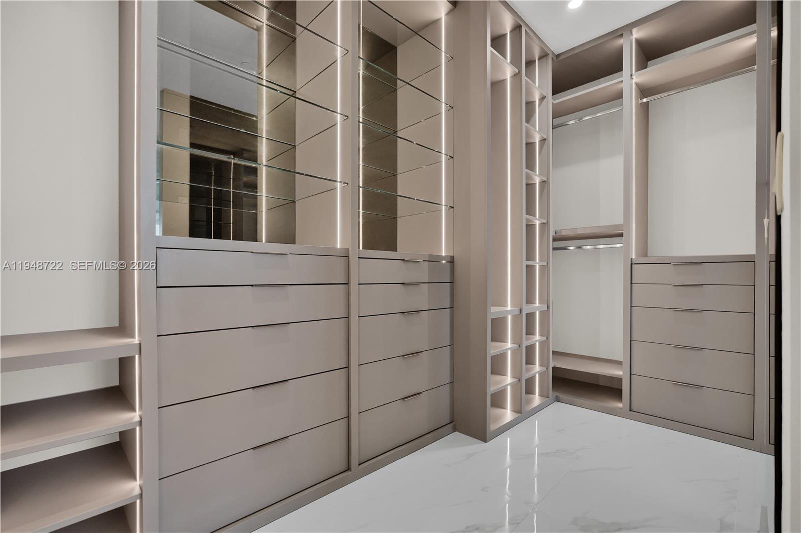 Bay Breeze - Residential