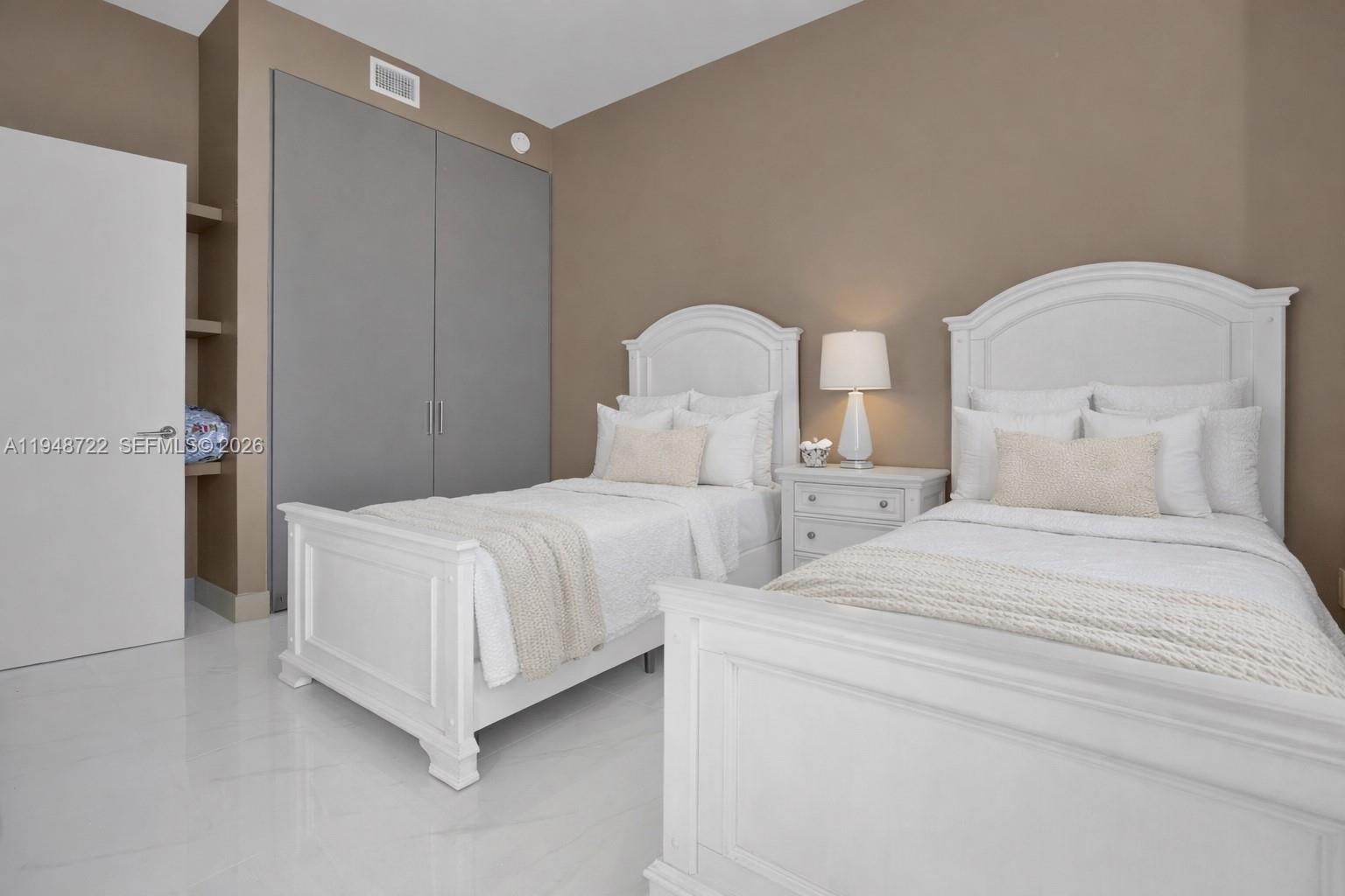 Bay Breeze - Residential