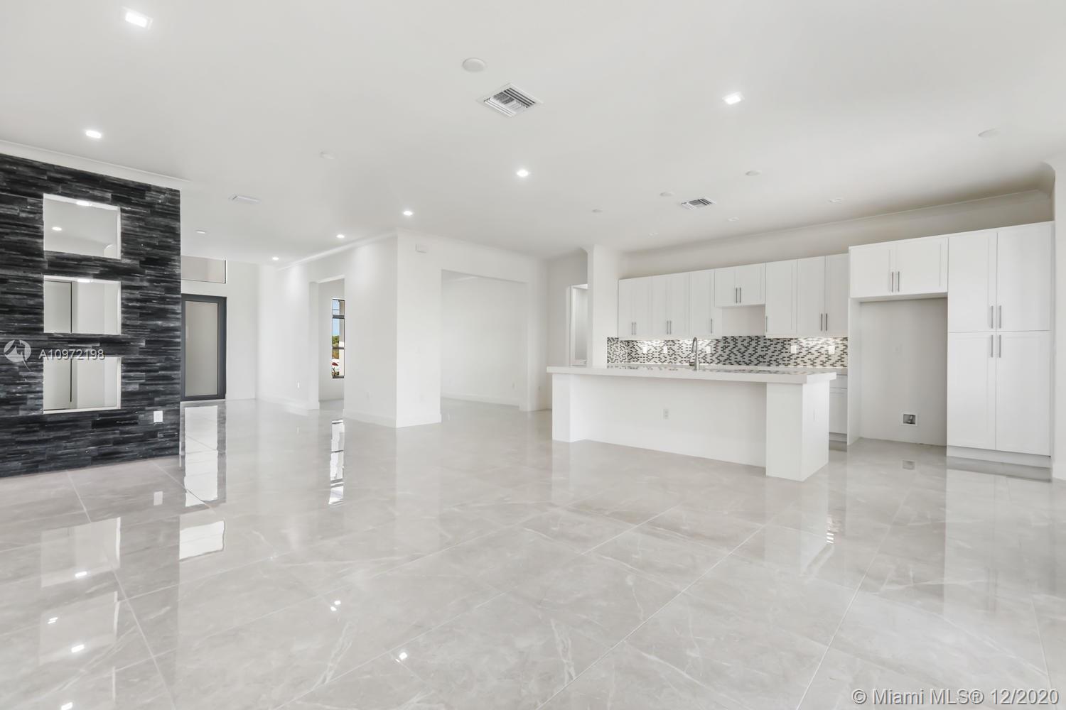 MARLIN ESTATES - Residential