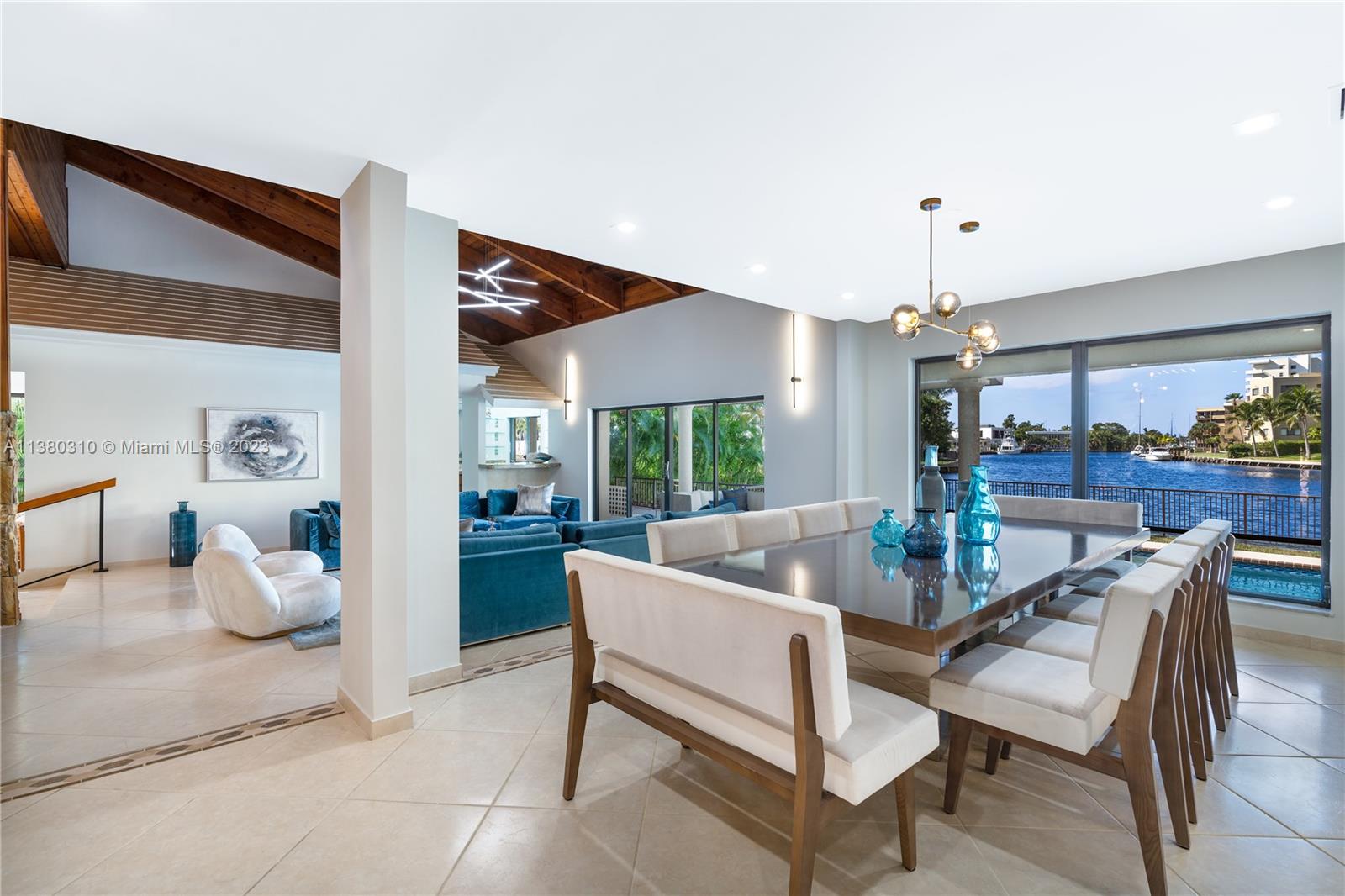 GOLDEN ISLES SEC A REV PL - Residential