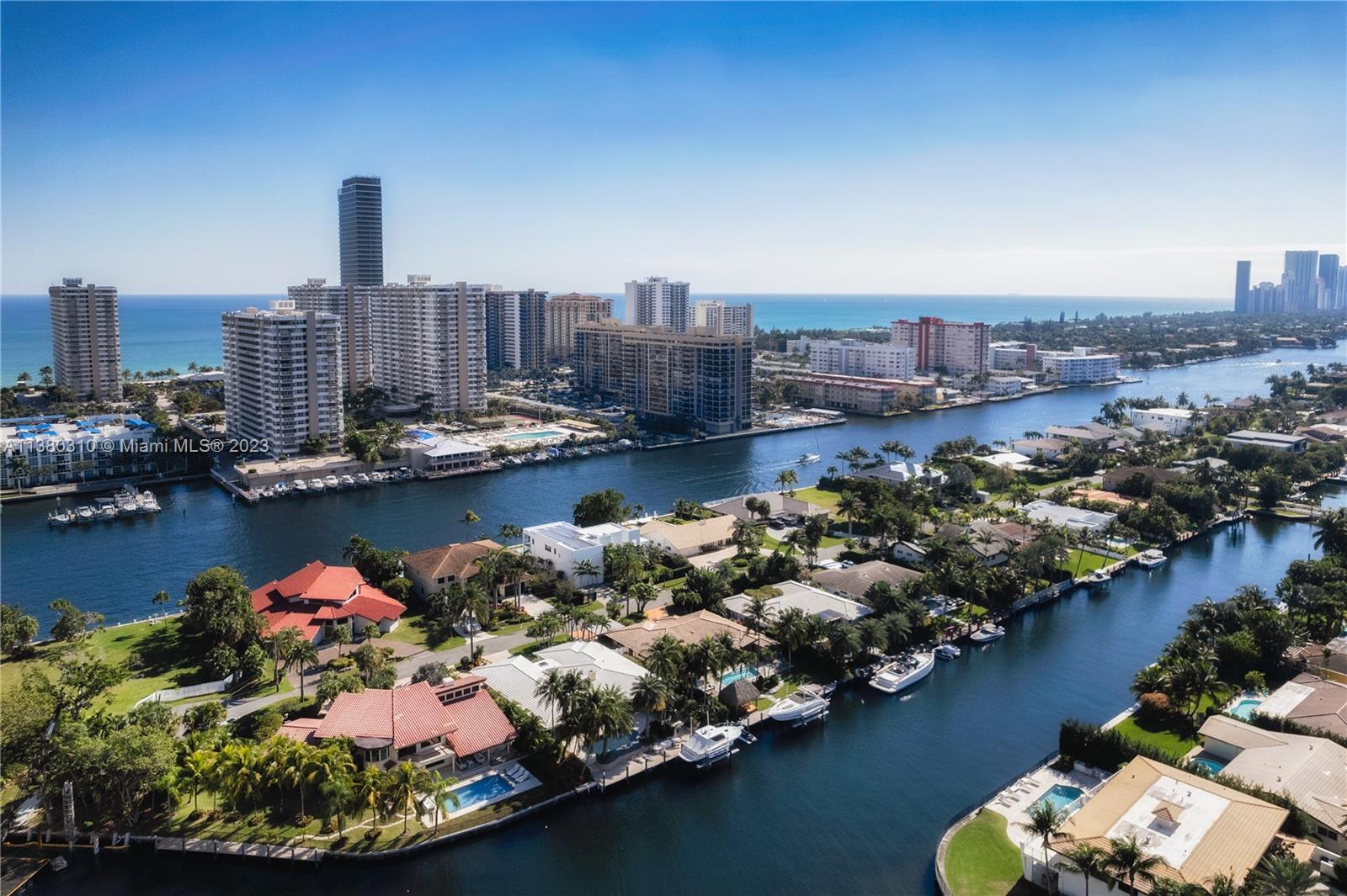 GOLDEN ISLES SEC A REV PL - Residential