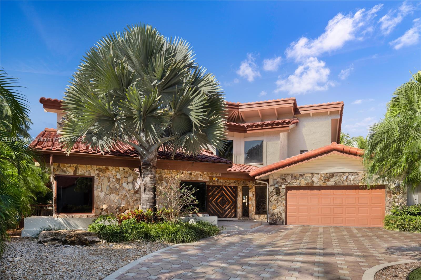 GOLDEN ISLES SEC A REV PL - Residential